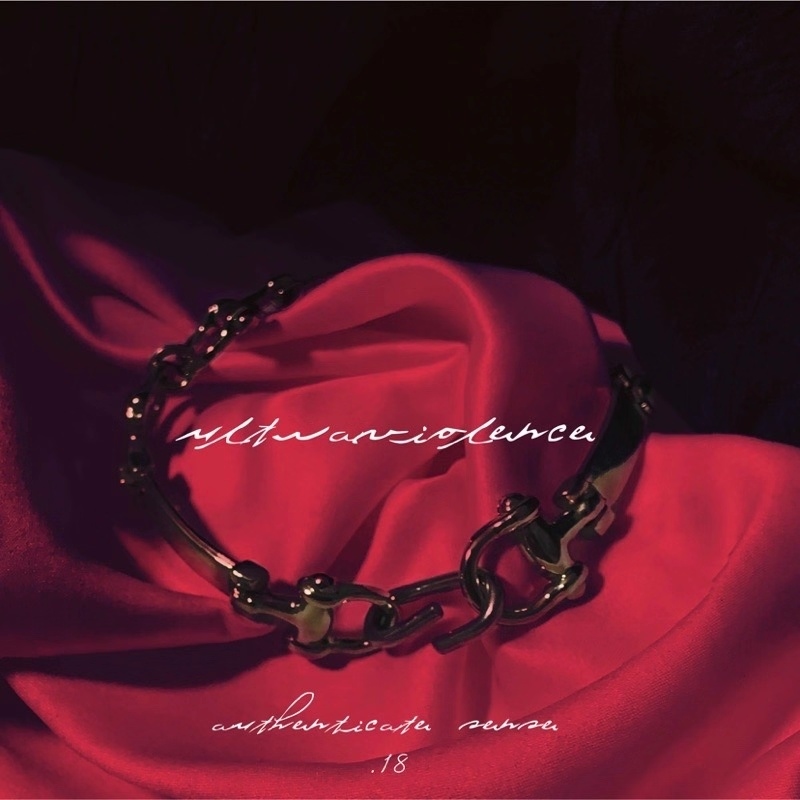 A.ENSE ULTRAVIOLET 手環