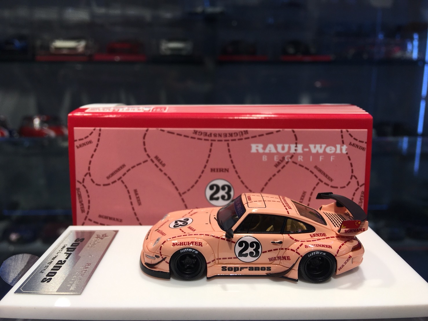 FuelMe 911 (993) RWB SOPRANOS #23 Pink Pig 1/64