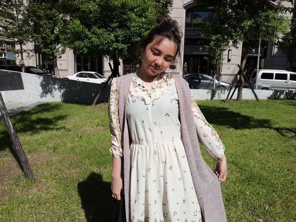 V領開襟背心-日系風格