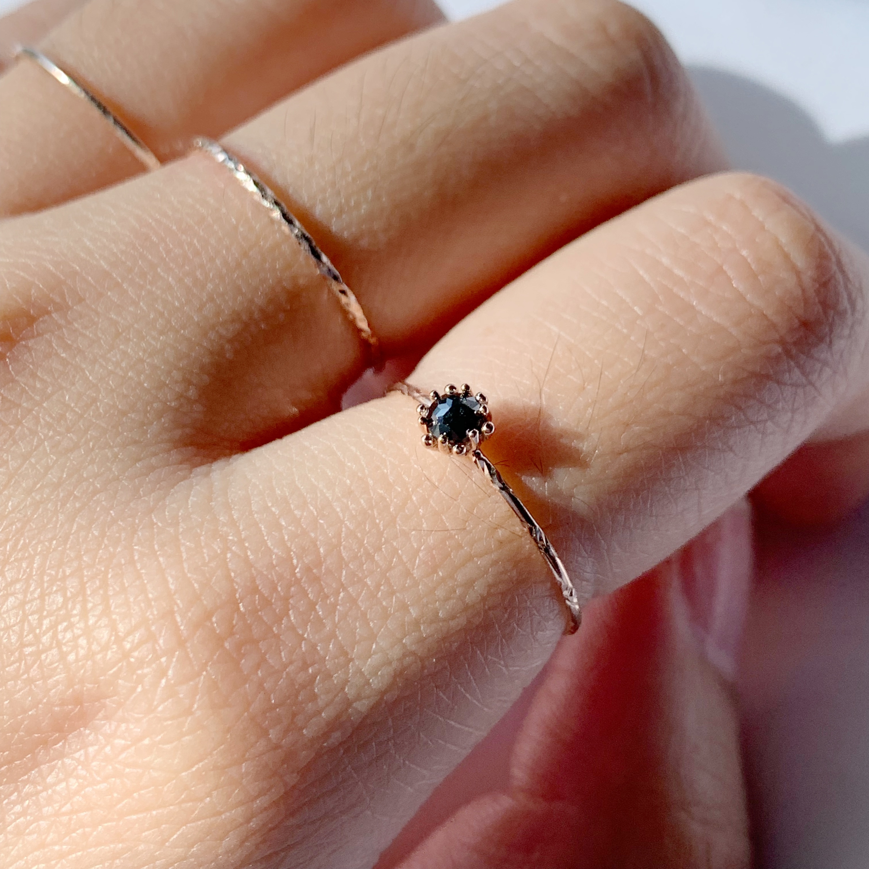 14k 10分煙花黑鑽原礦細戒