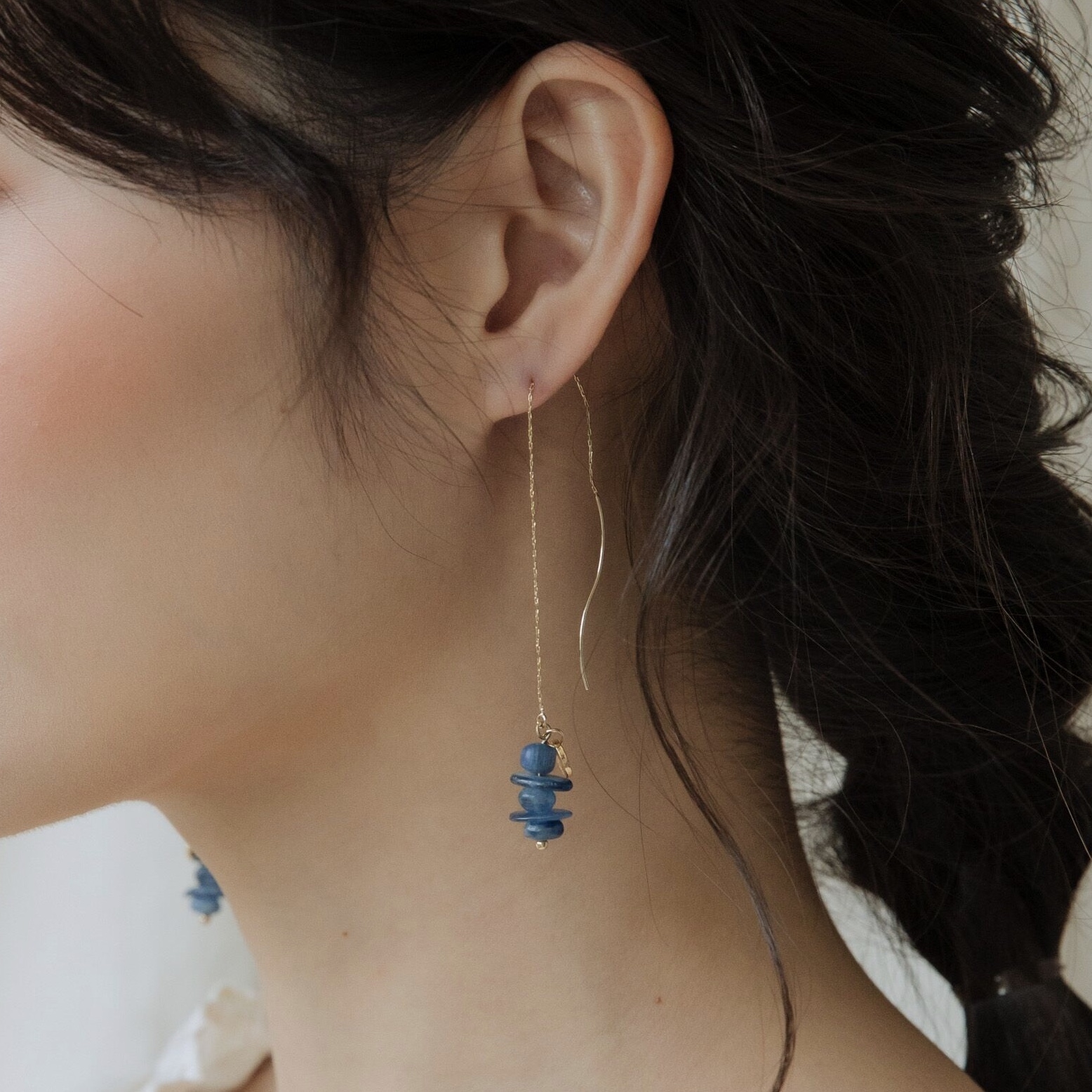 Stone Drop Earrings｜天然石耳環  （藍晶石/月光石）