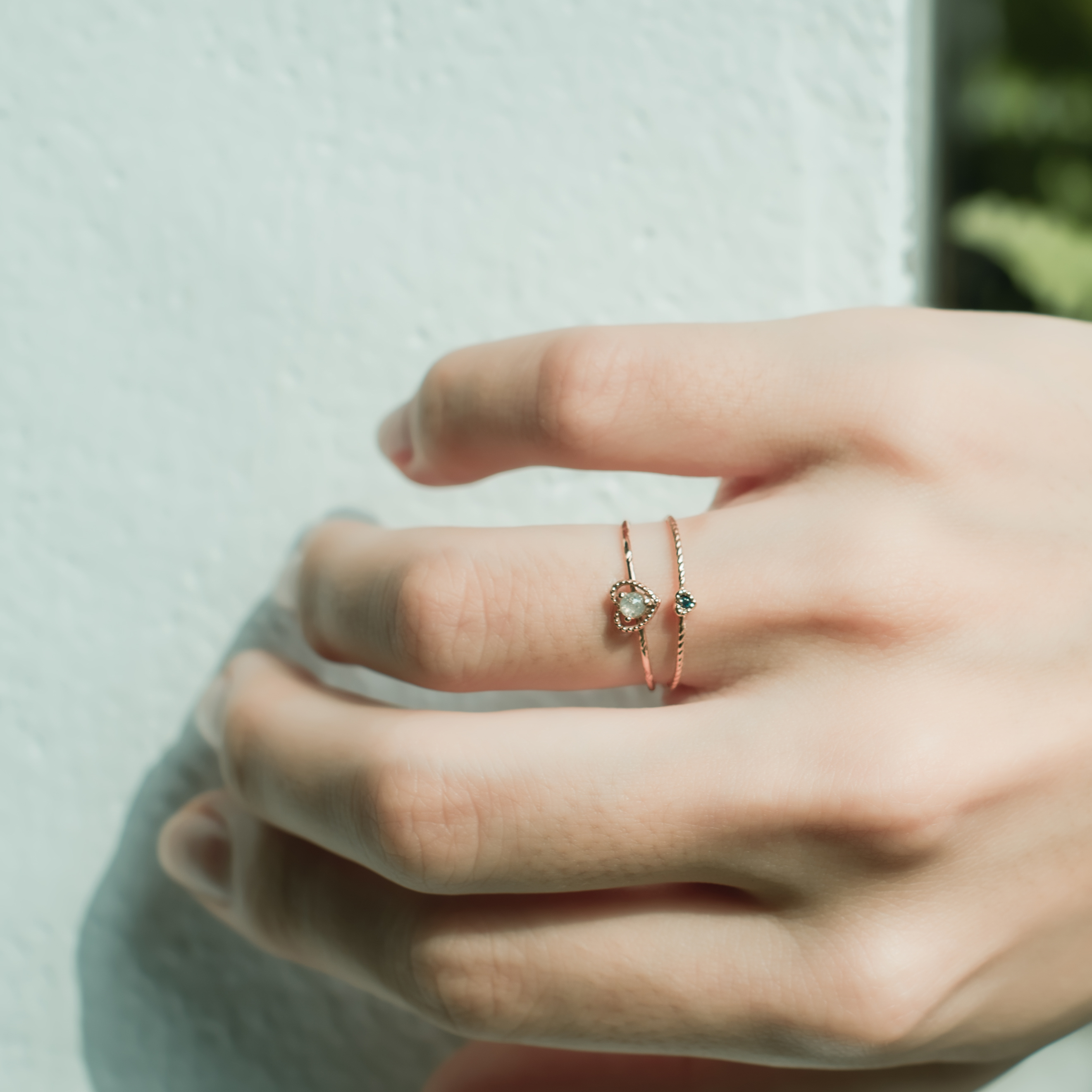 14k 復古簍空愛心灰鑽戒指