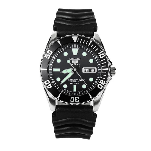 Seiko 5 Sport 自動機械手錶 SNZF17J2