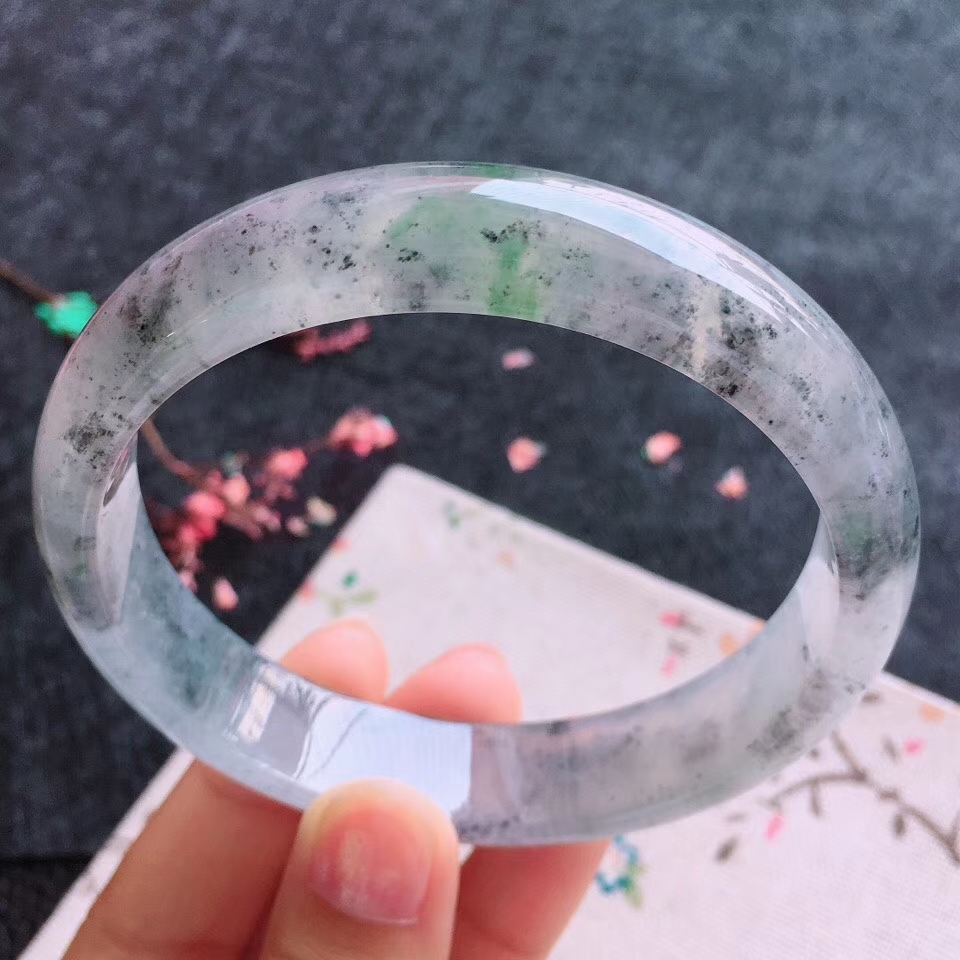 【已結緣】10145116 冰飄花寬邊手鐲 62.2mm