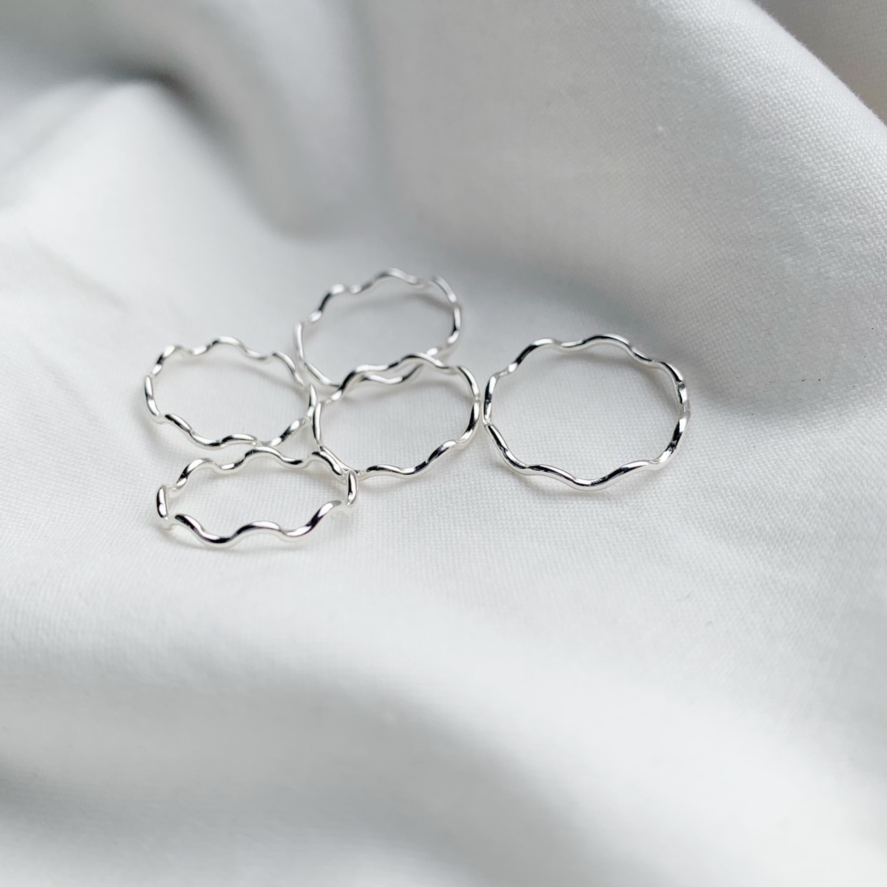 光滑波波戒指-銀