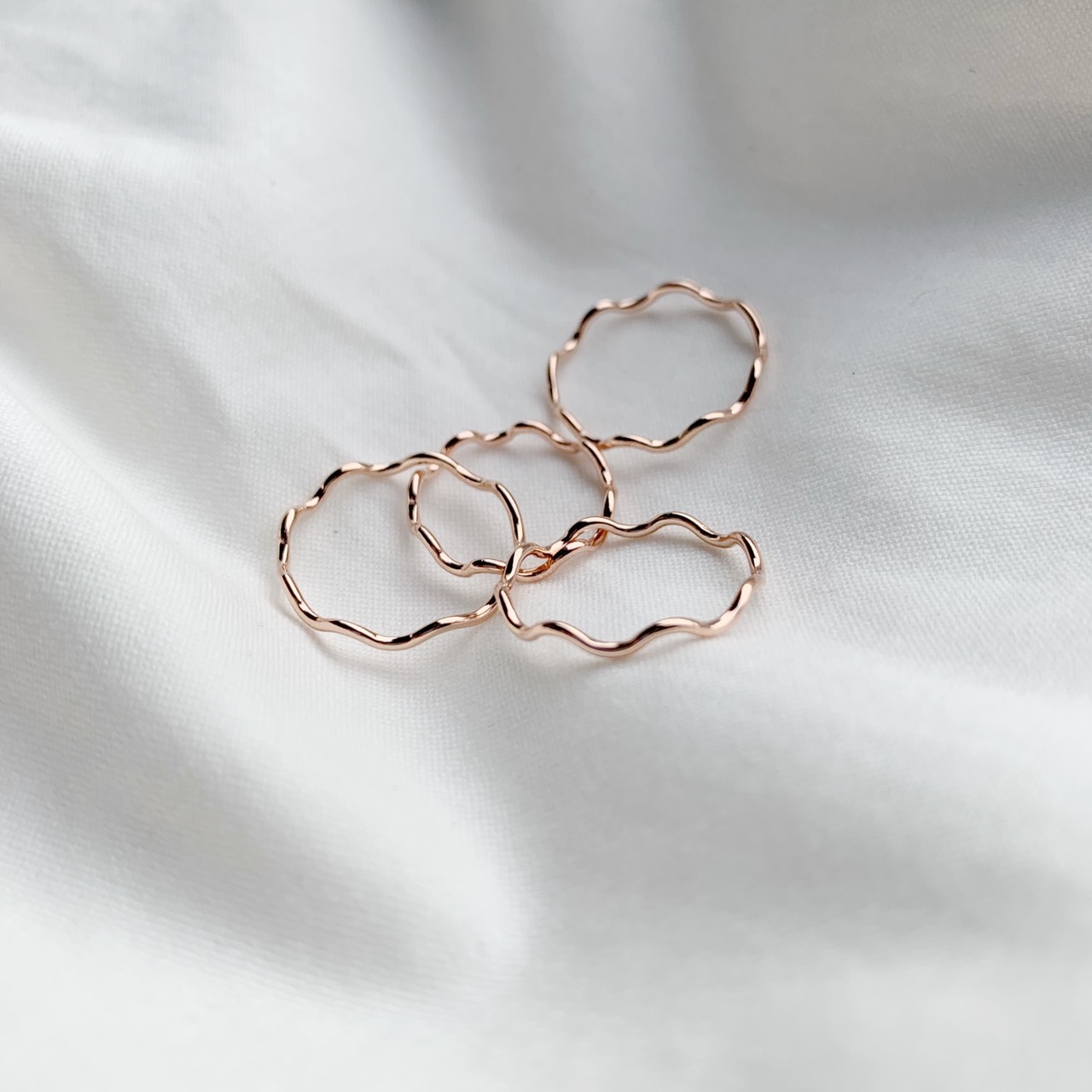 光滑波波戒指-玫瑰金