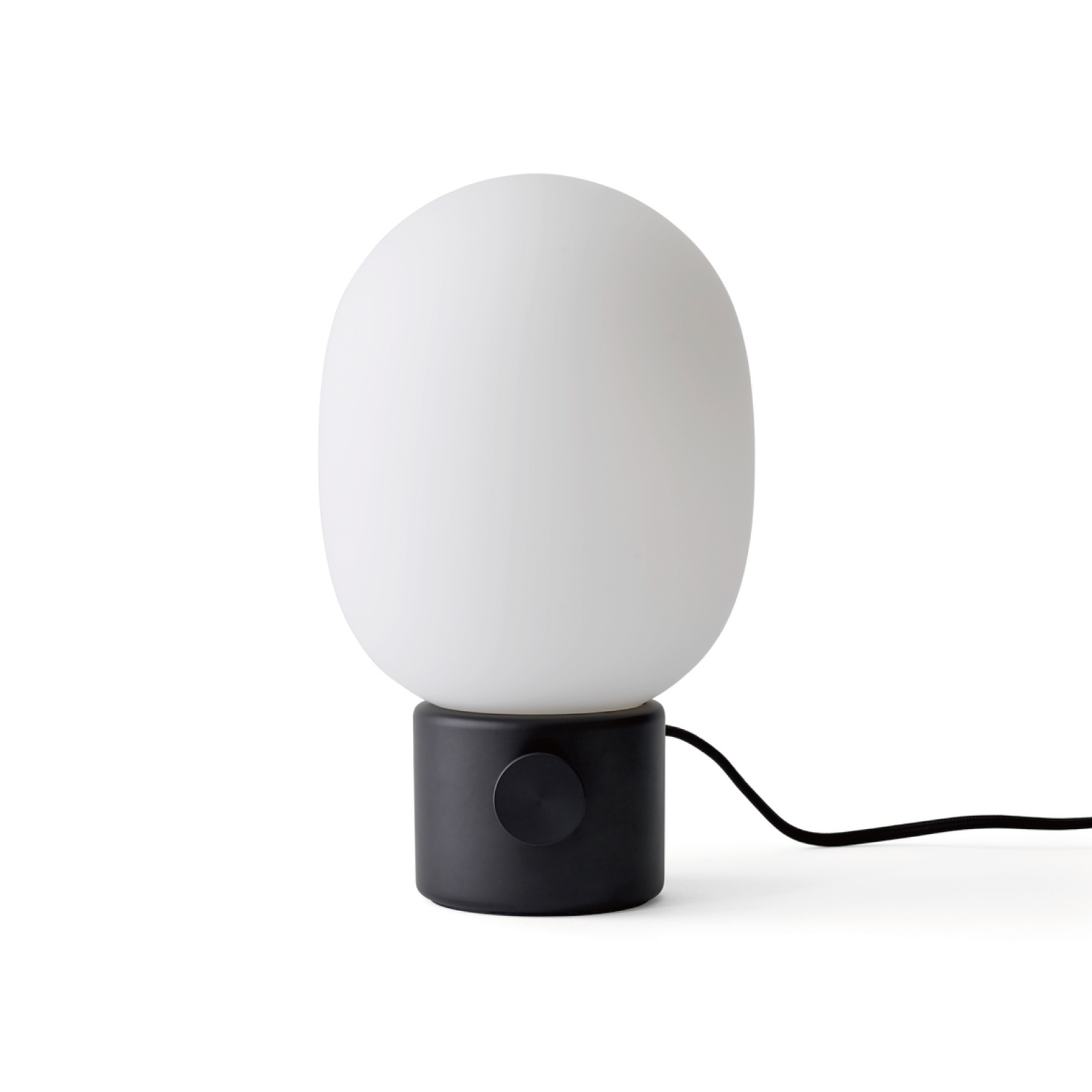 JWDA 桌燈 - 金屬版 by Audo