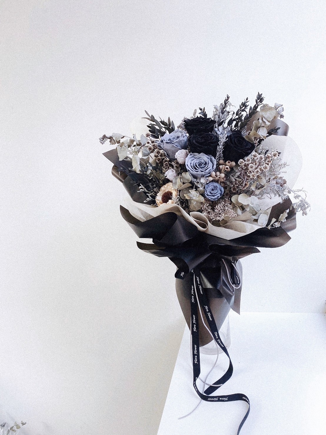 永生花求婚花束-黑灰