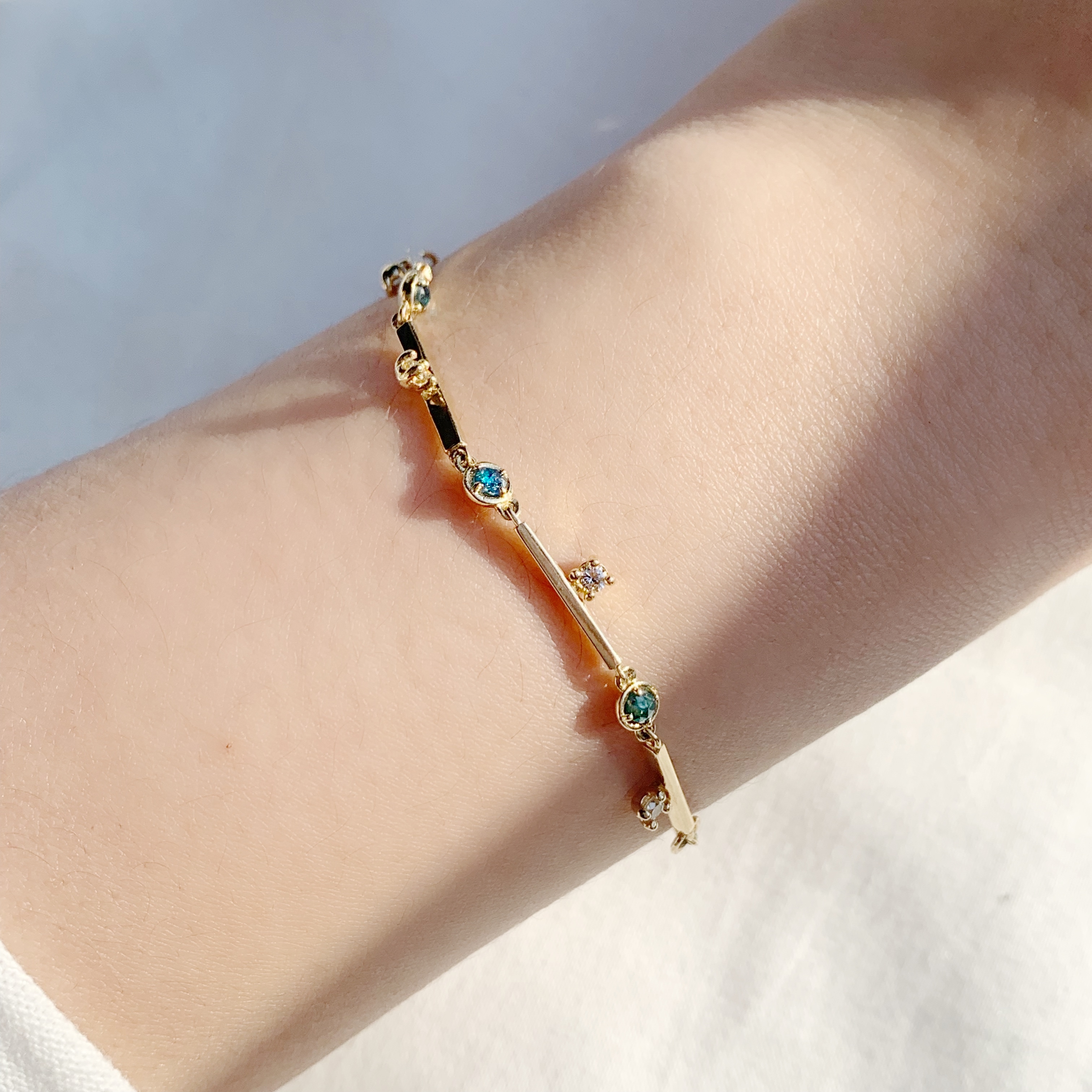 14k純金 Up and Down藍鑽節節手鍊