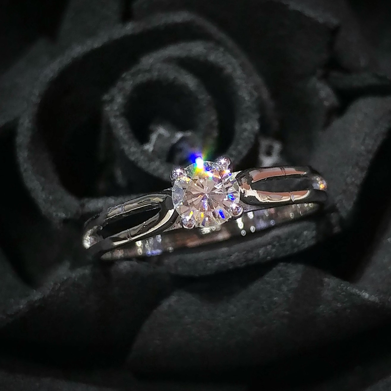 全新18K白金【單粒25份鑽石】戒指