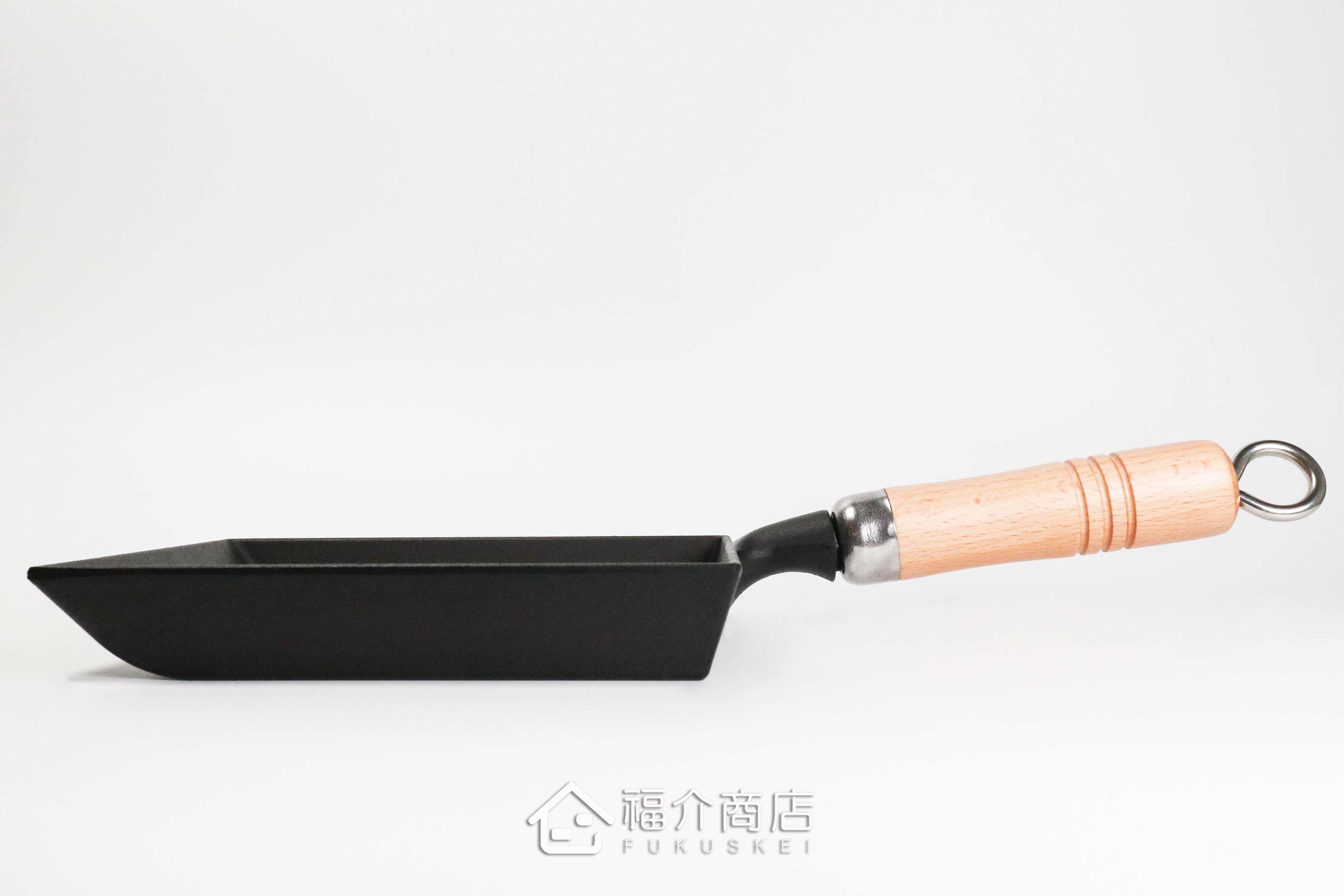 煎蛋用的鑄鐵平底鍋