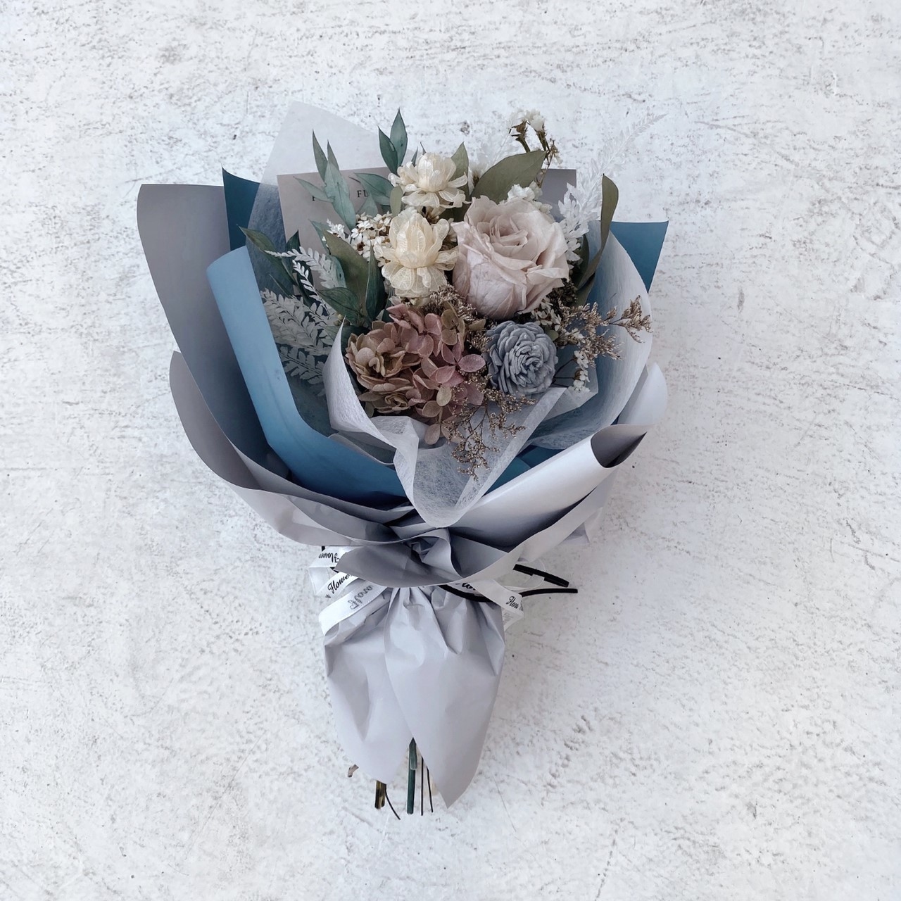 永生花花束-藏藍