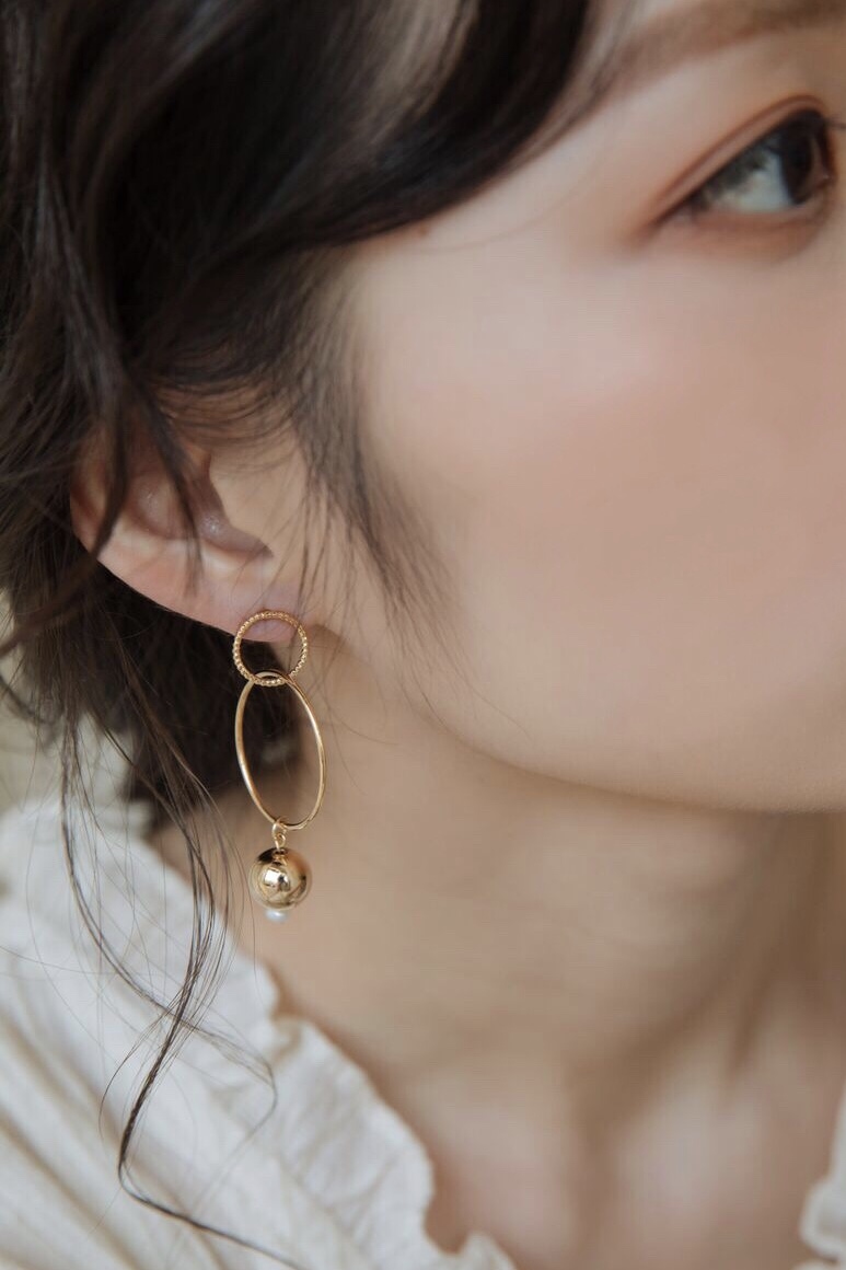 圓的律動｜不對稱珍珠耳環