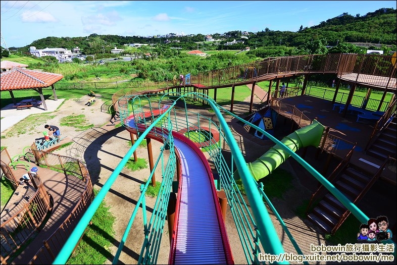 日本中城公園　大型溜滑梯
