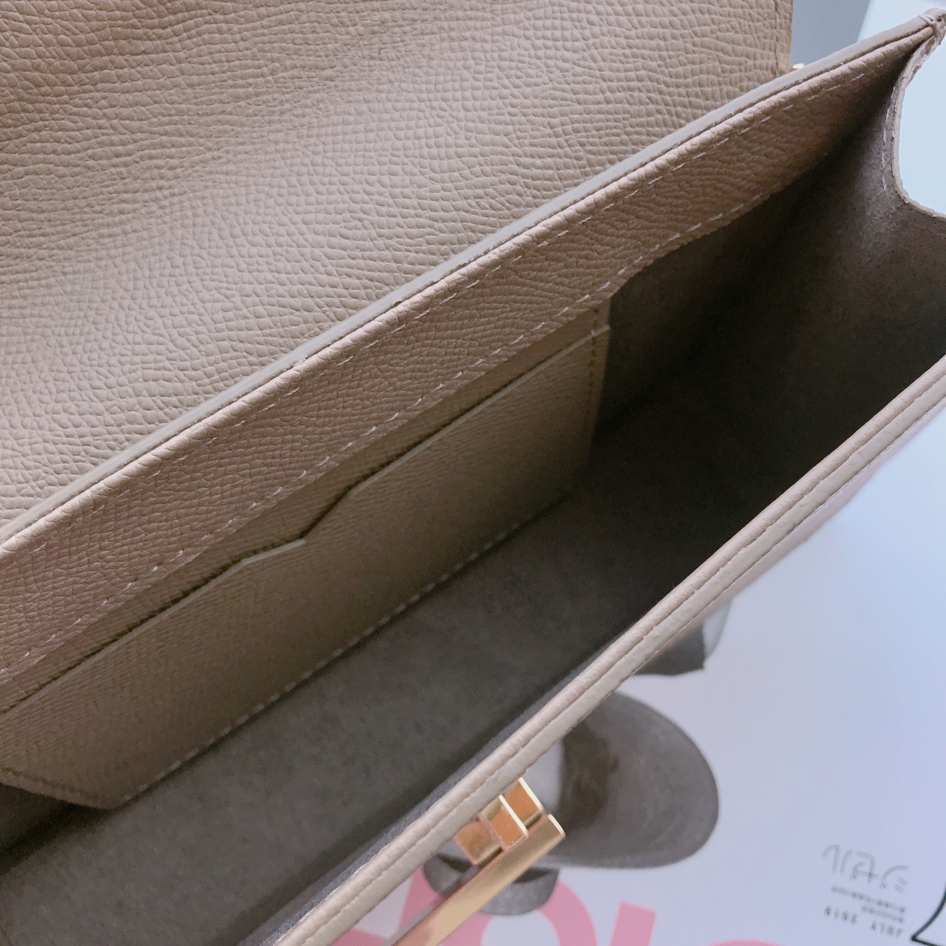 一定要入手的3way神正點高單設計櫃單釦奶茶真皮包