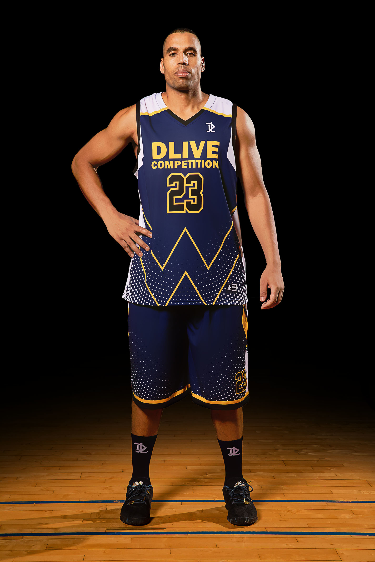 單面昇華V領籃球服 - 實況對戰W