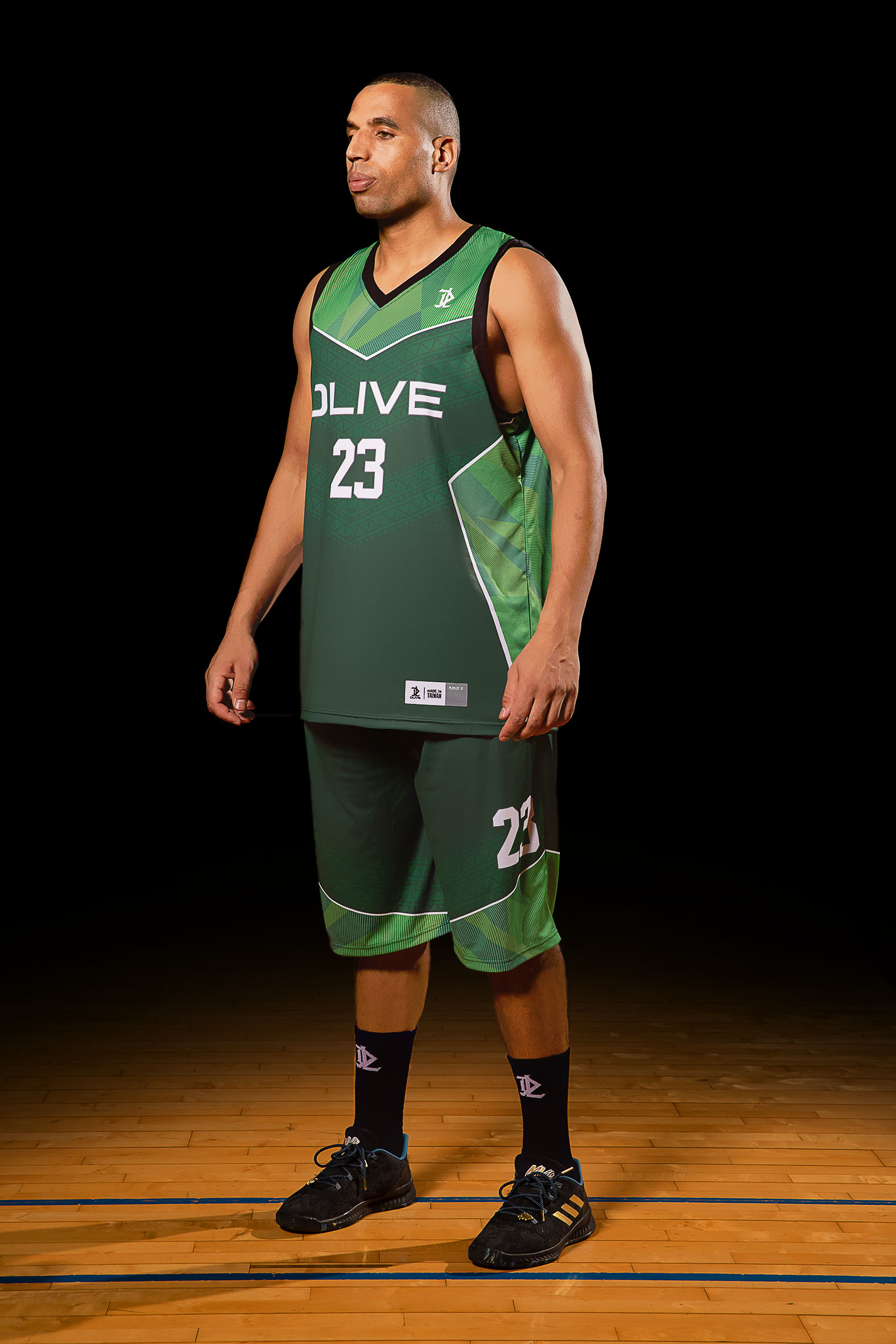 單面昇華V領籃球服 - 獵人