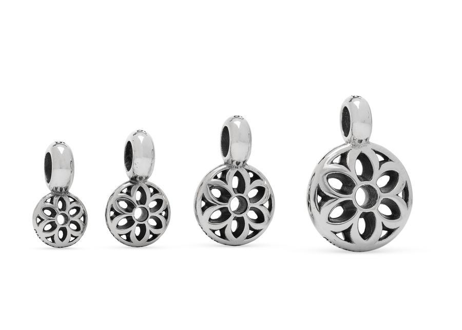 Rosette disc pendant