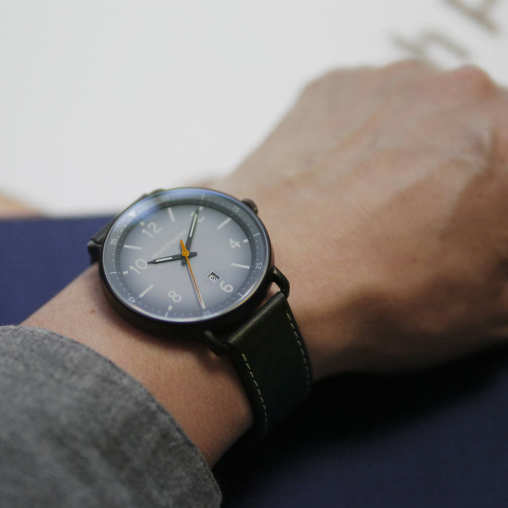 Orbz 漸層休閒男錶