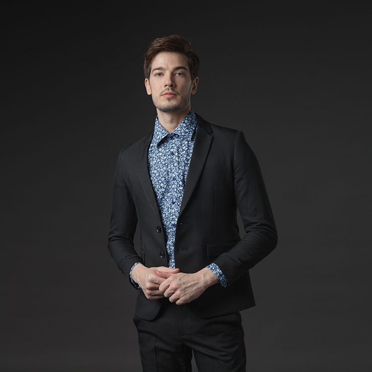 韓版西裝一套 黑素面薄款 窄版