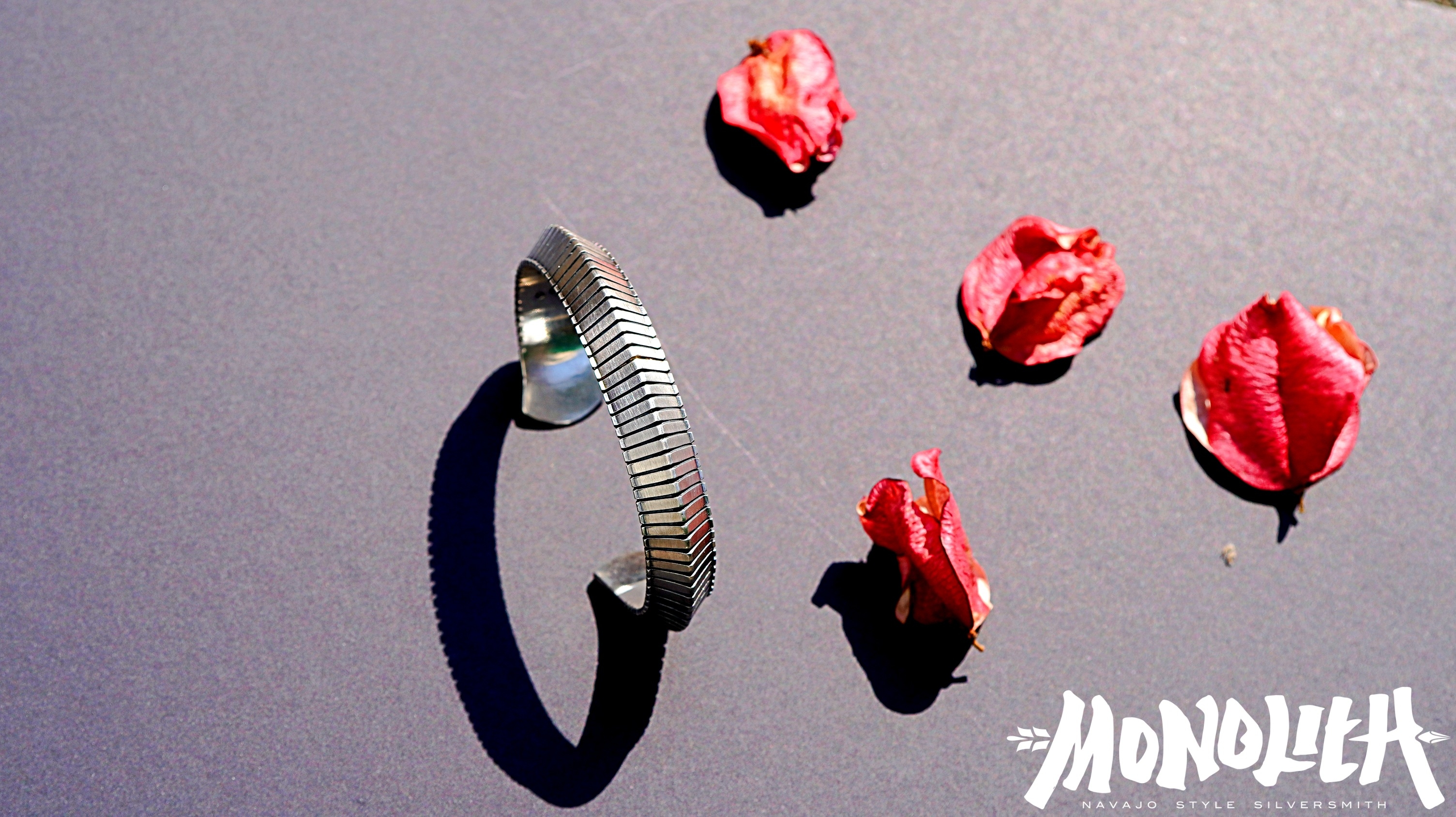 舊化寬版三角打印 【 手環 】