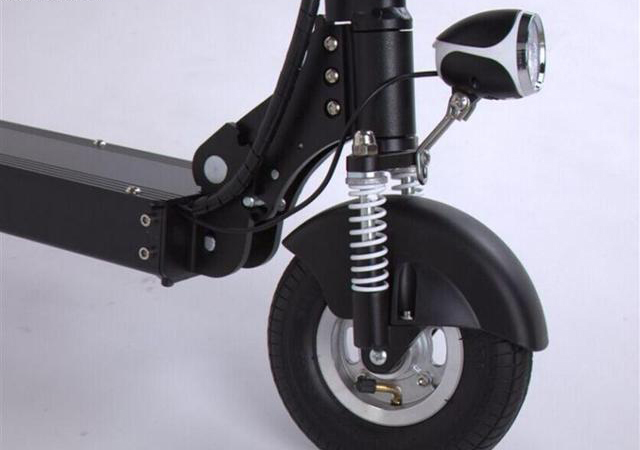 電動滑板車的前輪避震器
