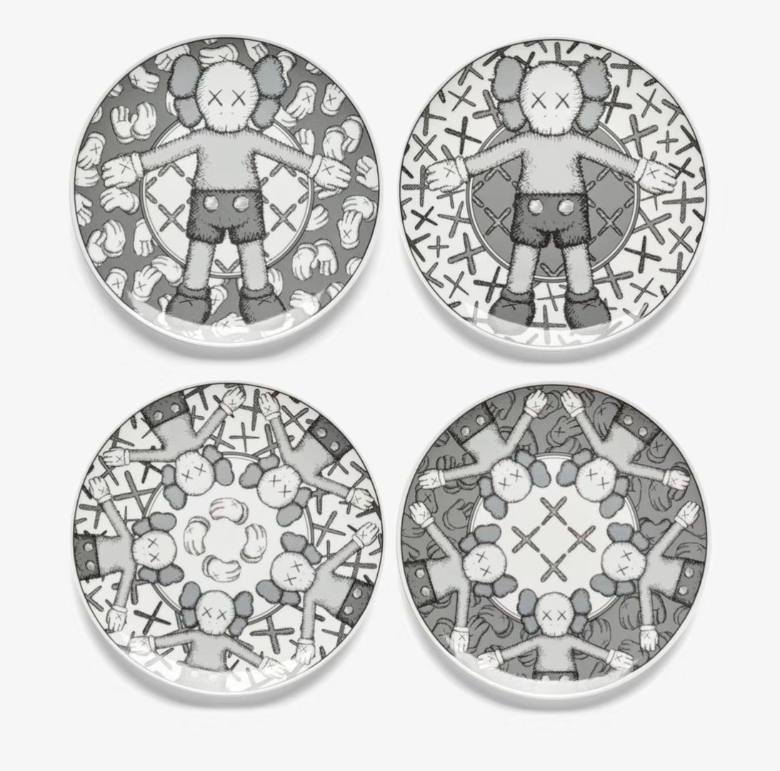 PLATE SET OF 4 HOLIDAY GREY