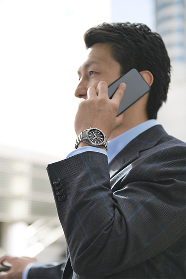 萬年鐘錶 - Citizen 星辰錶   世界時間 電波對時 黑面鈦金屬電波對時男錶  AT8181-63E   錶徑42MM