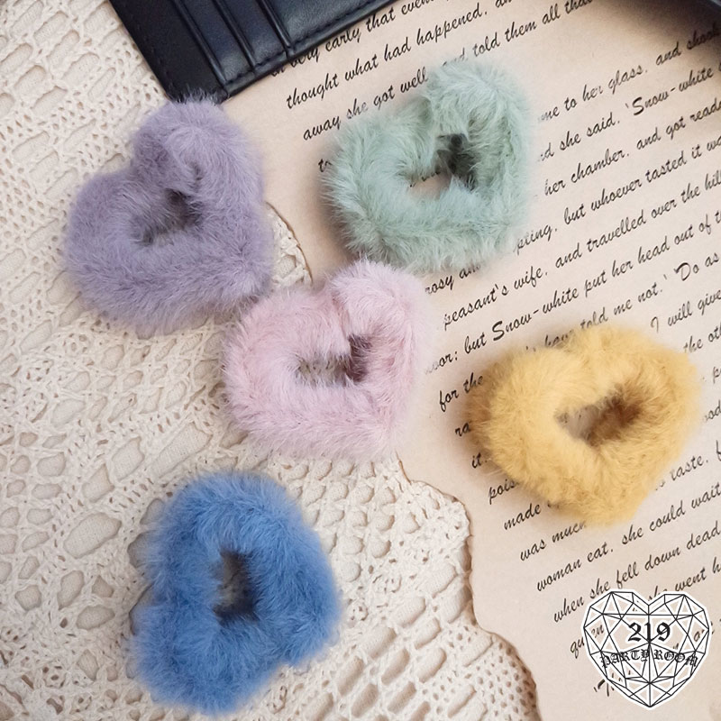 毛茸茸小愛心鯊魚夾