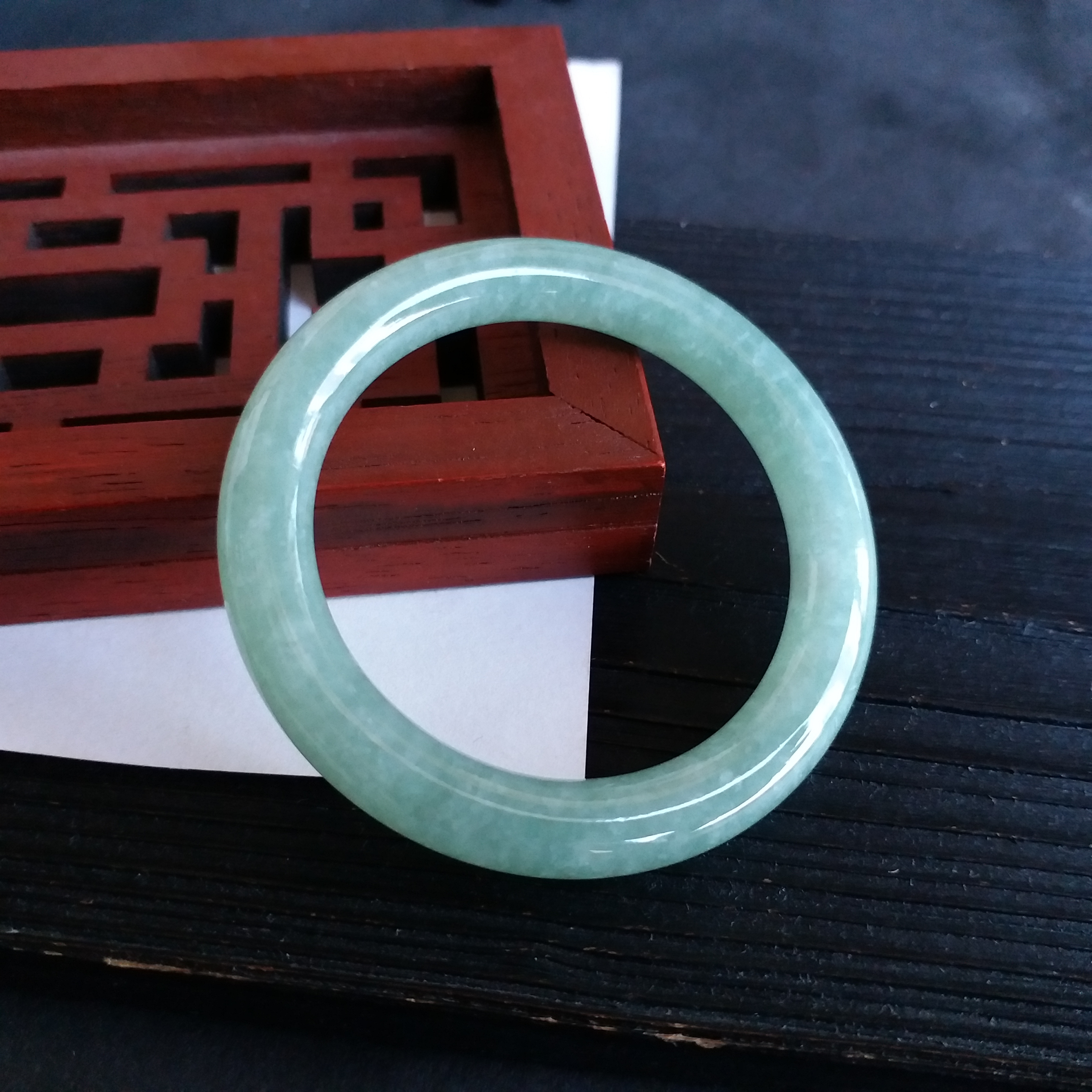 J1633-2 冰糯豆綠BB玉鐲 39mm