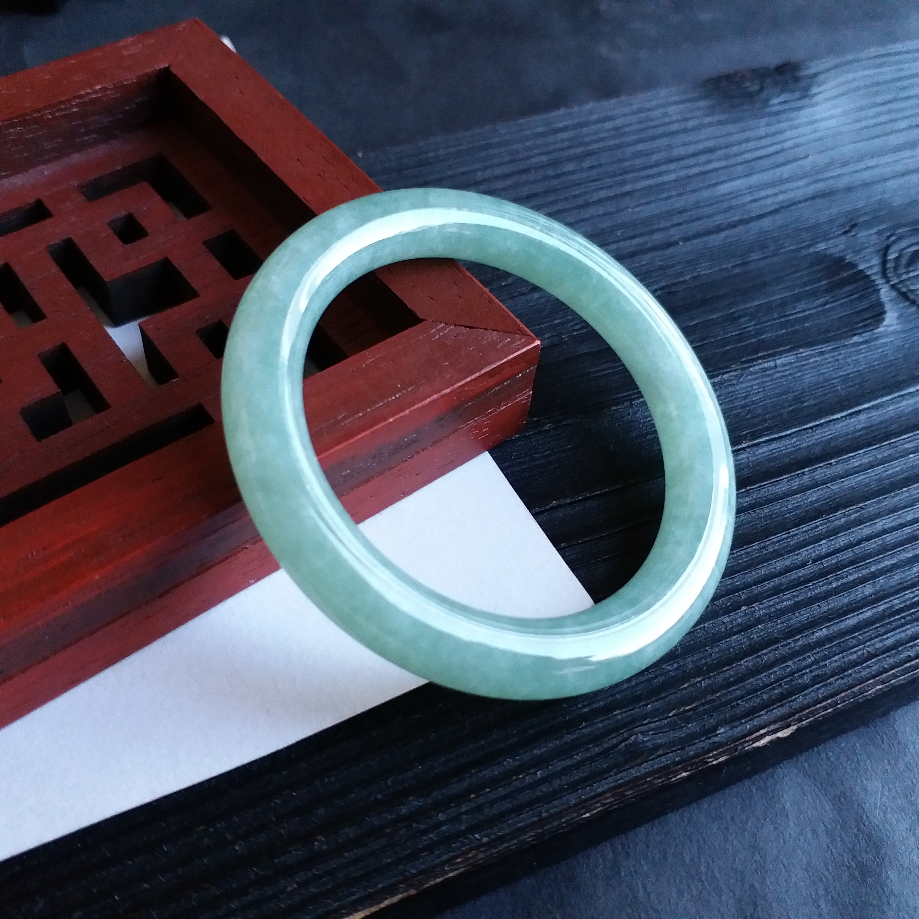 J1633-2 冰糯豆綠BB玉鐲 39mm