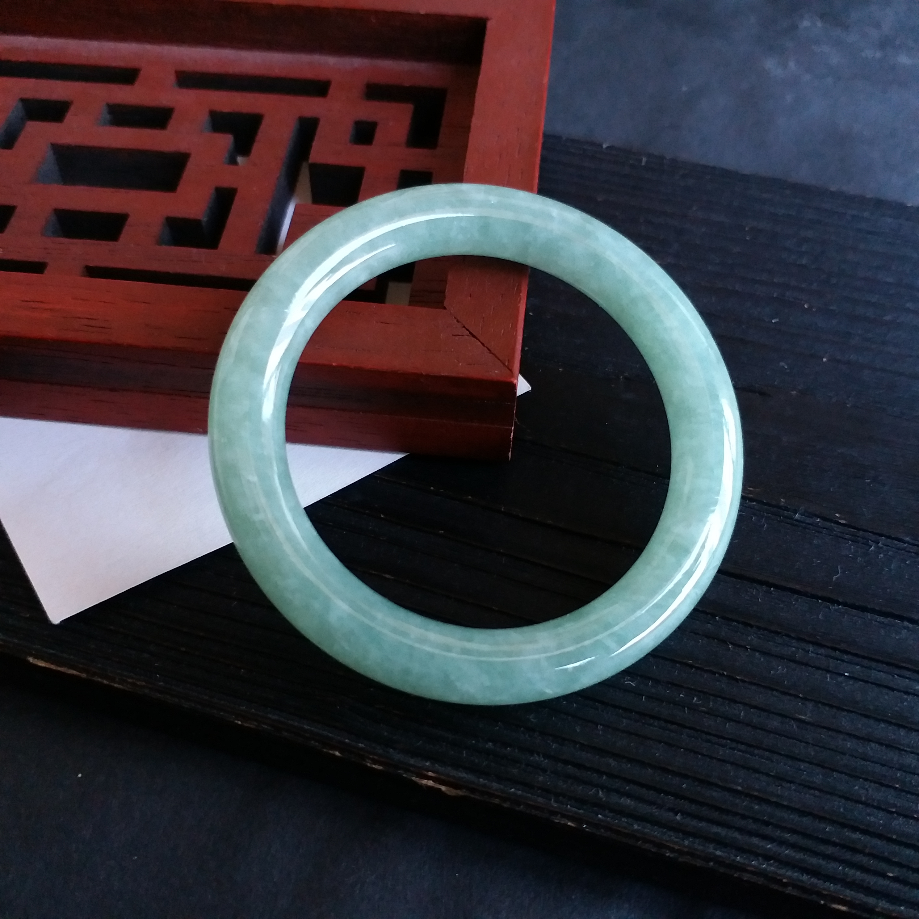 J1633-3 冰糯豆綠BB玉鐲 39mm