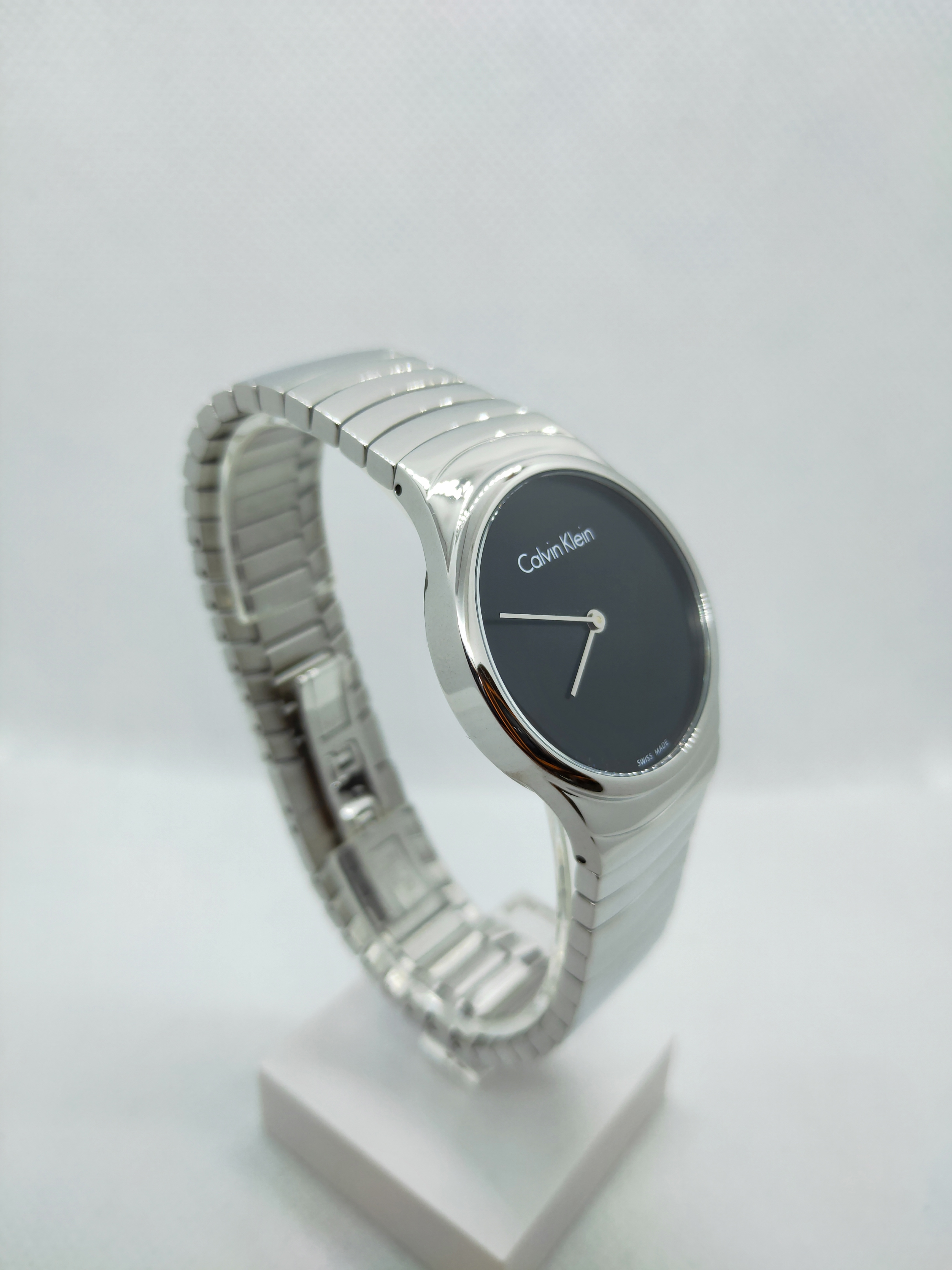 【CALVIN KLEIN】Whirl系列 K8A23141 33mm 現代鐘錶