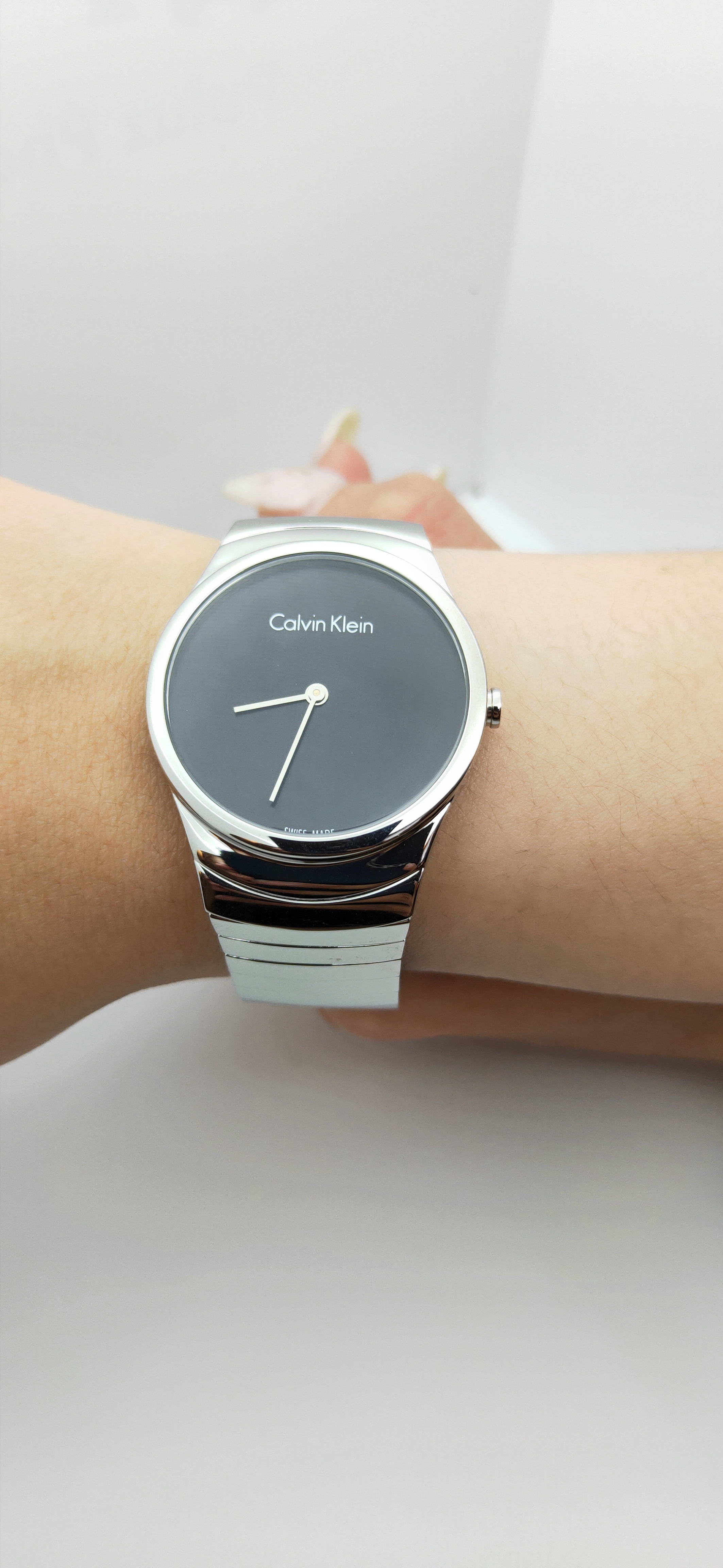 Calvin klein store whirl watch