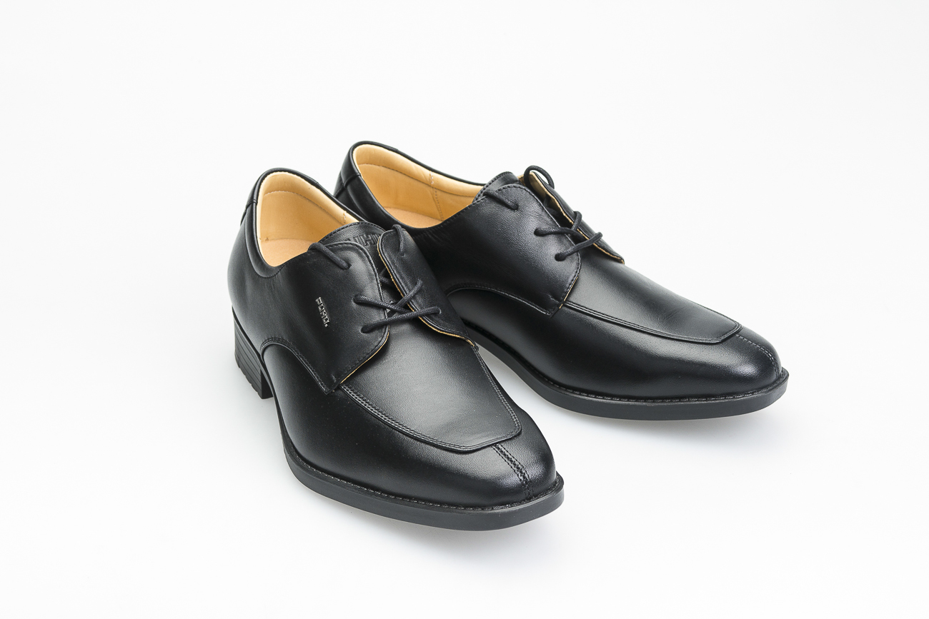 有如運動鞋般舒適的皮鞋-100%MIT經典手工全牛皮輕量紳士皮鞋-黑