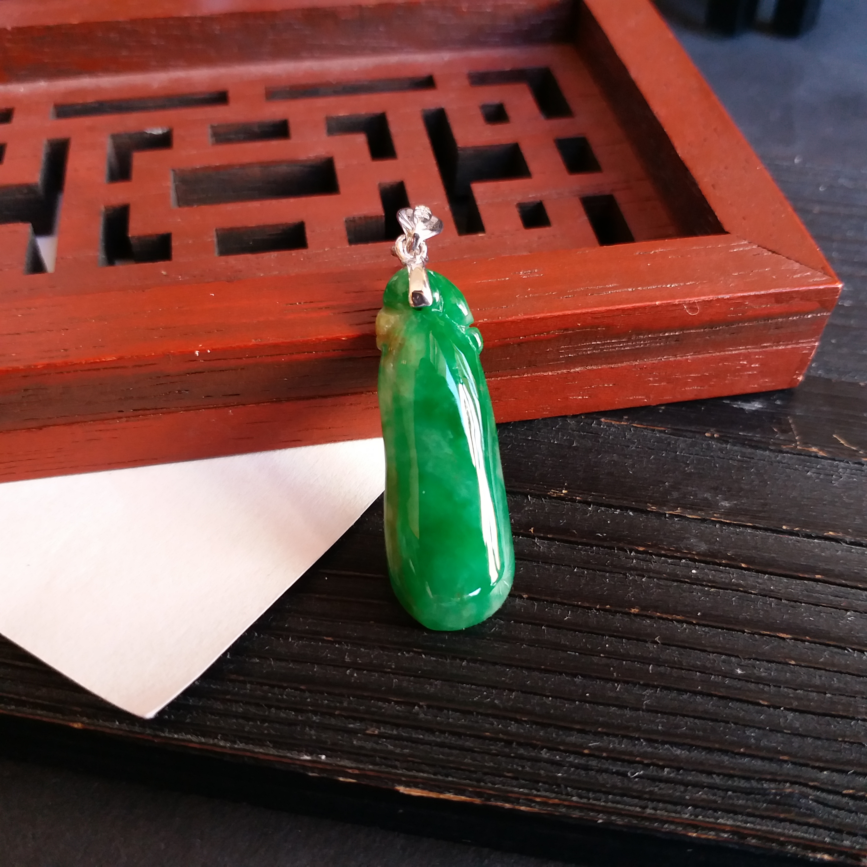 老坑冰種辣綠福壽瓜吊墜+真鑽18K金扣, 天然翡翠A玉, 緬甸玉, Jade, Jadeite