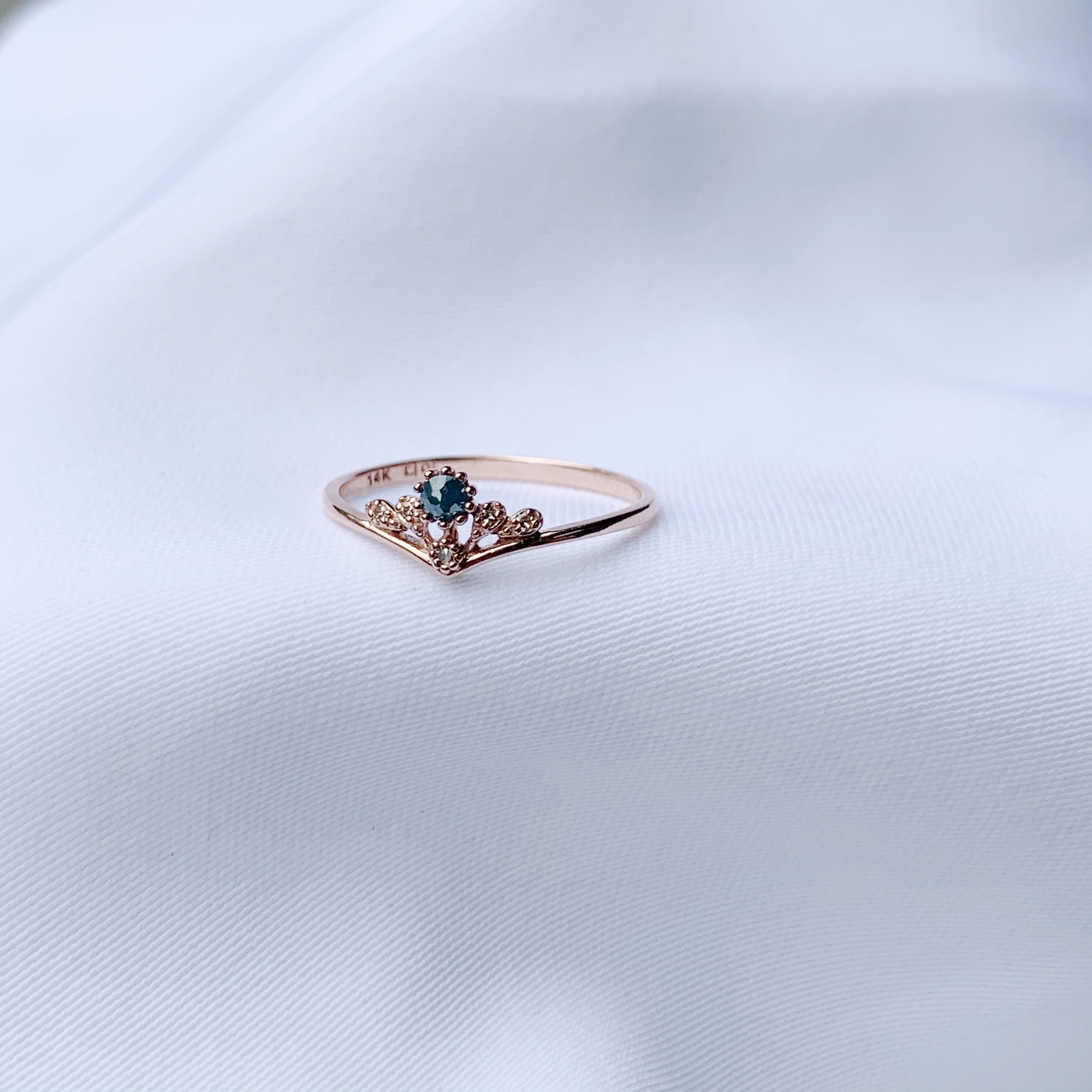 14k 孔雀后冠藍鑽真鑽戒