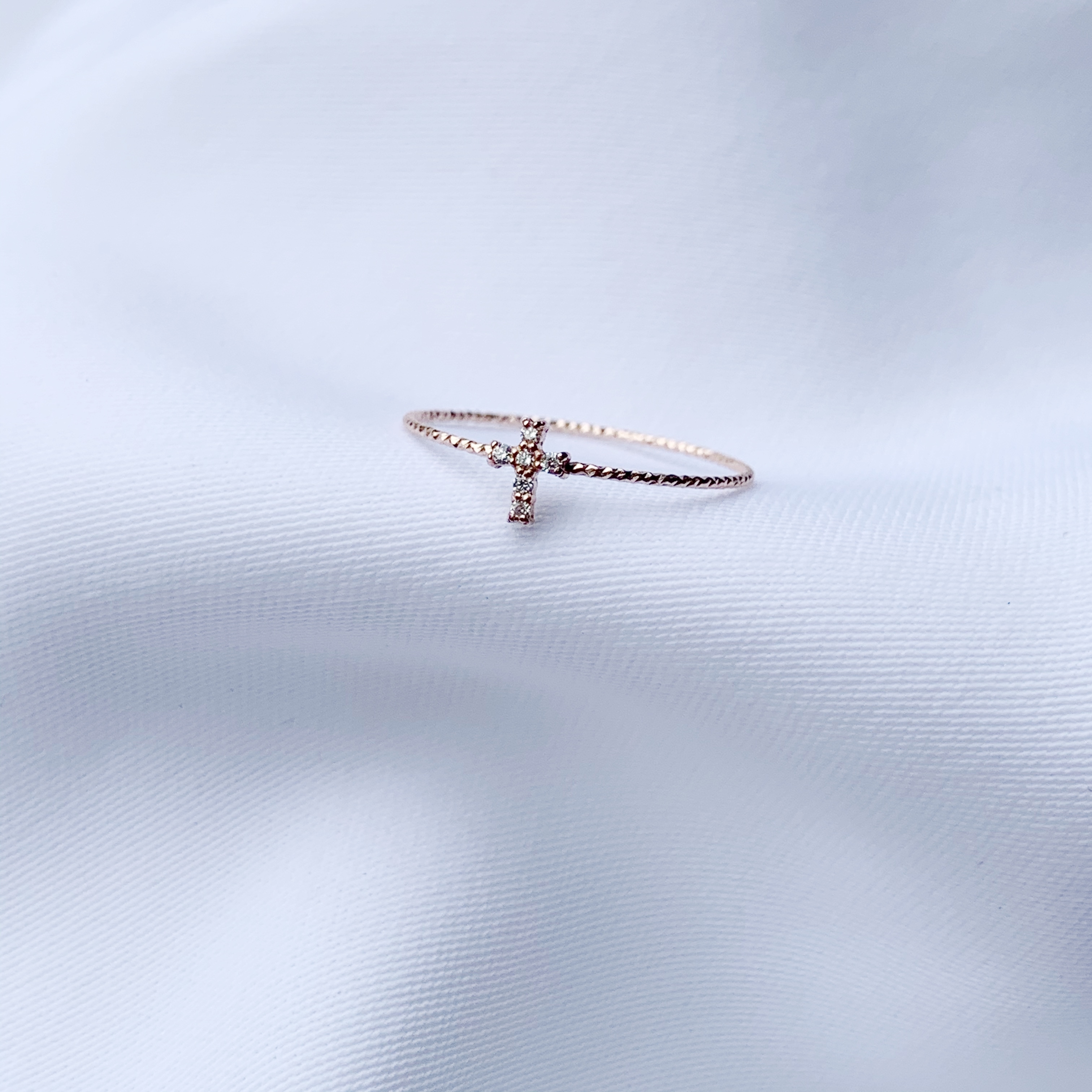 14k 十字架真鑽細戒指