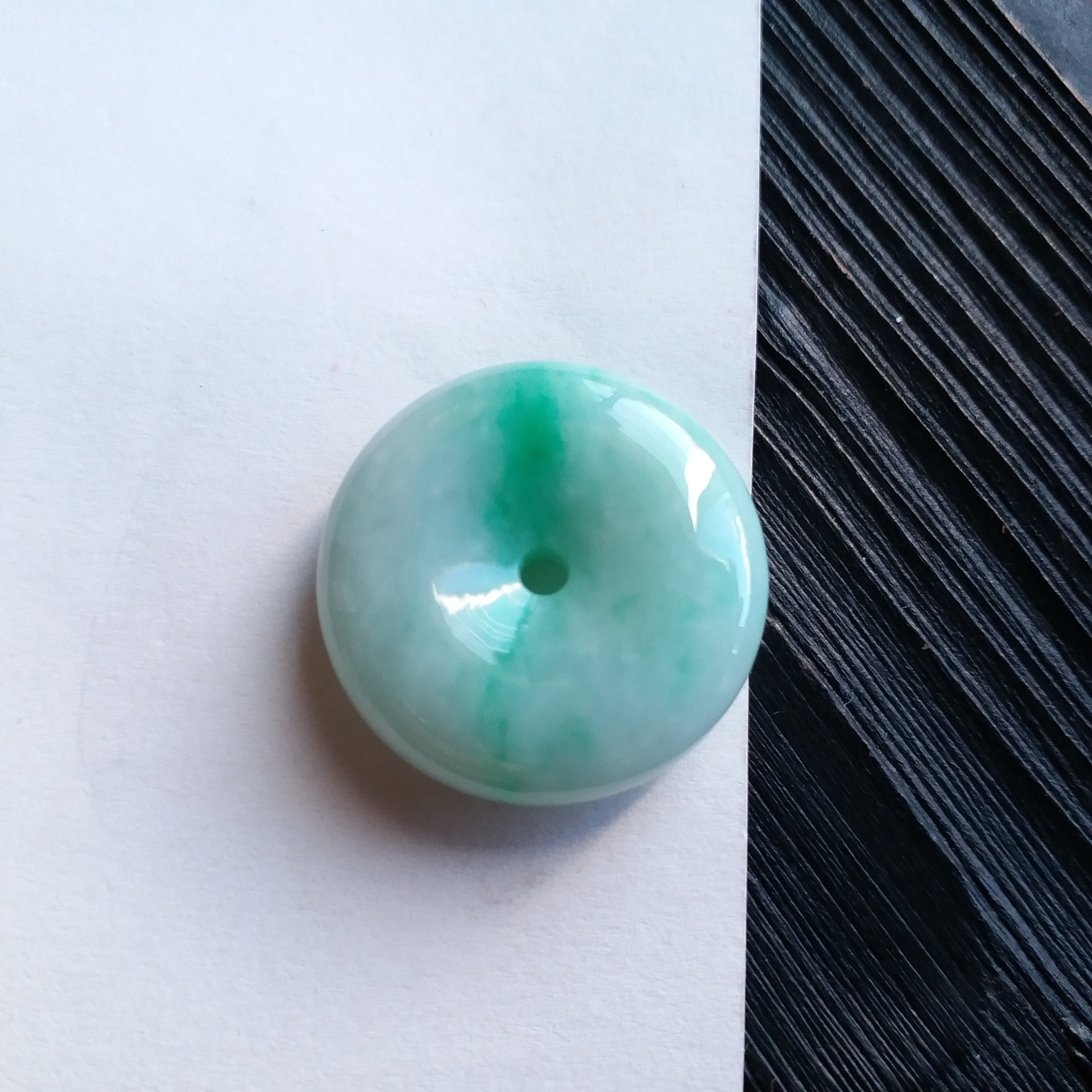 J1656 冰飄綠花平安扣 (26mm直徑)