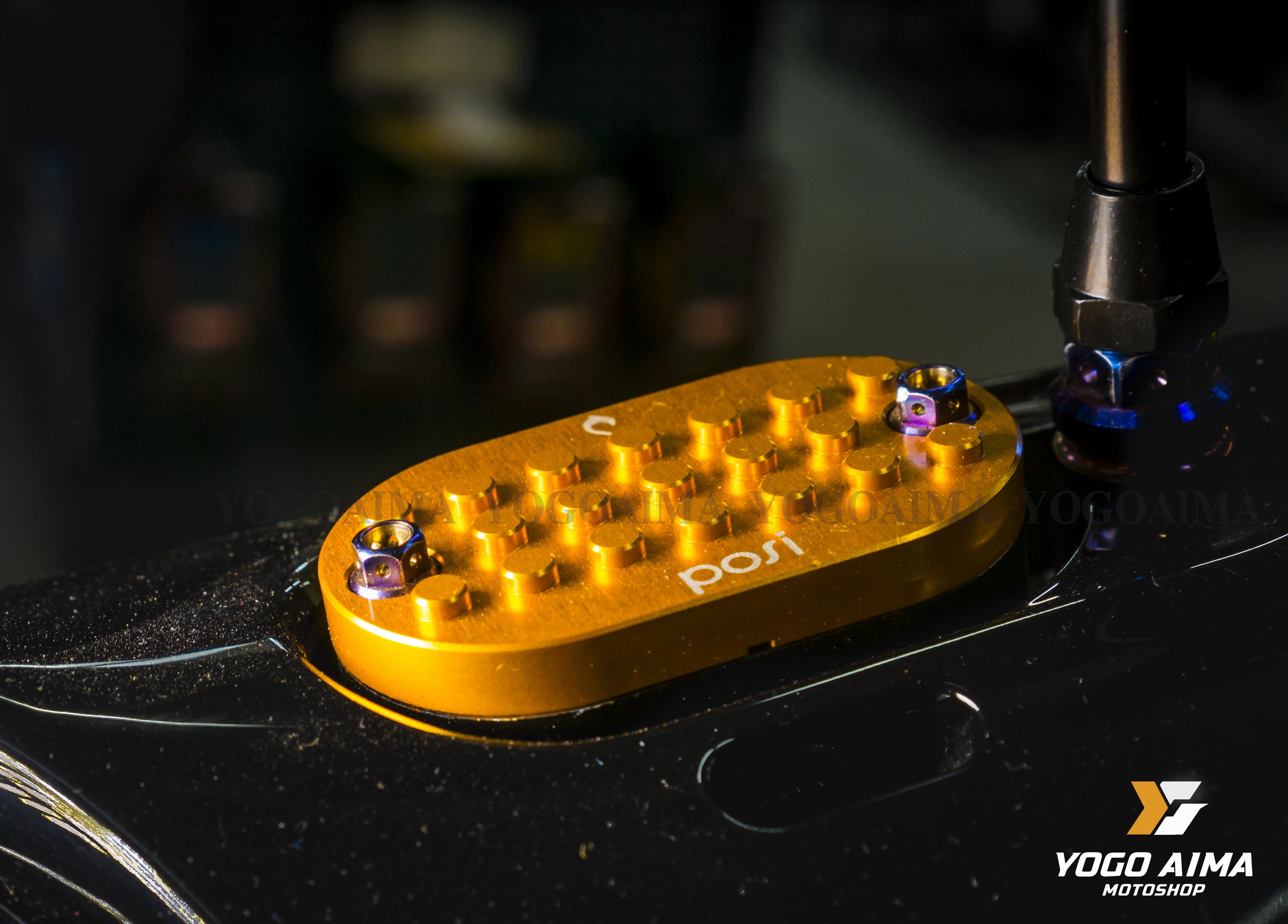 POSI - 造型油缸蓋GOGORO2