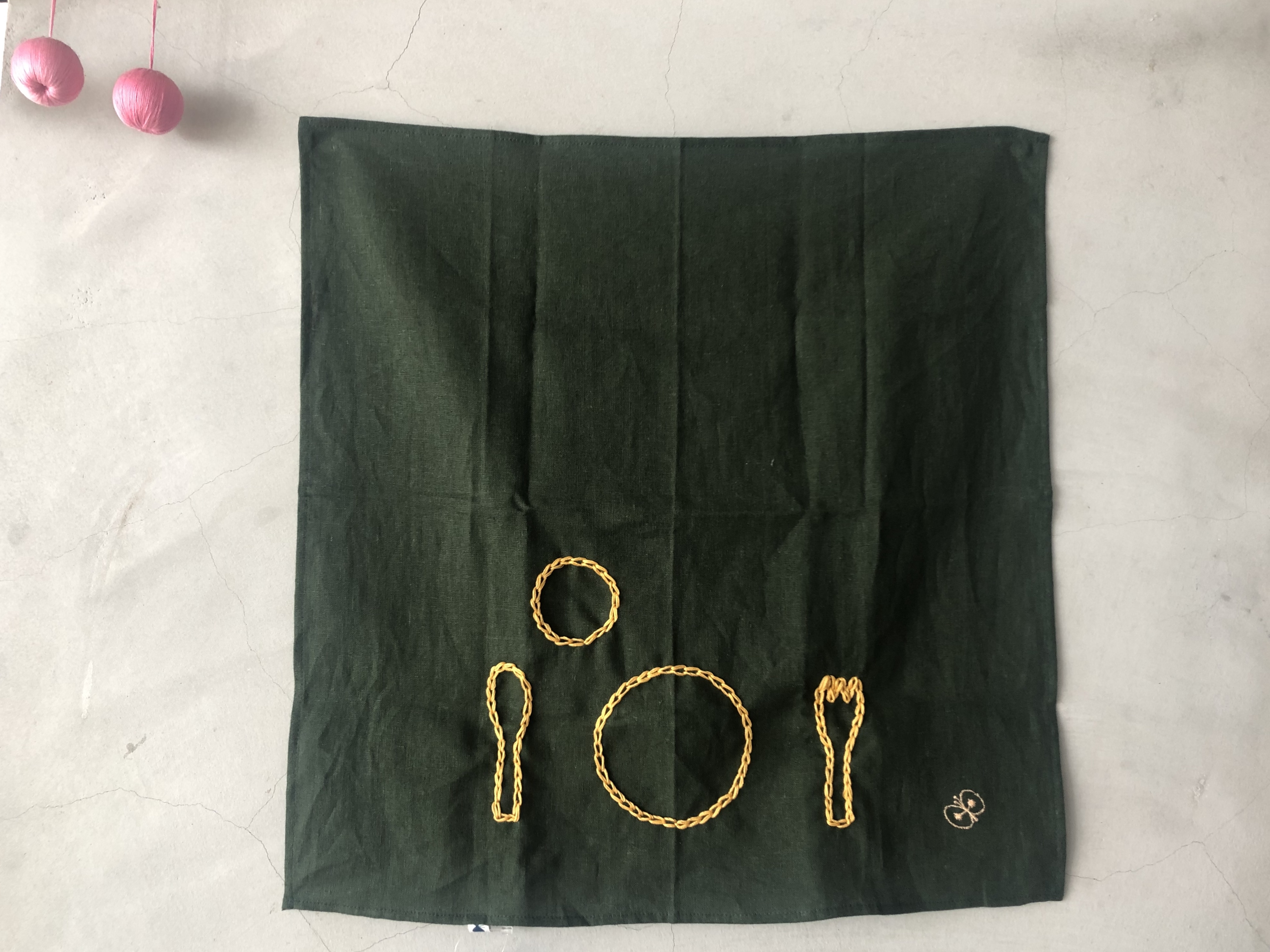 mon chouchou手繡斷奶桌桌布