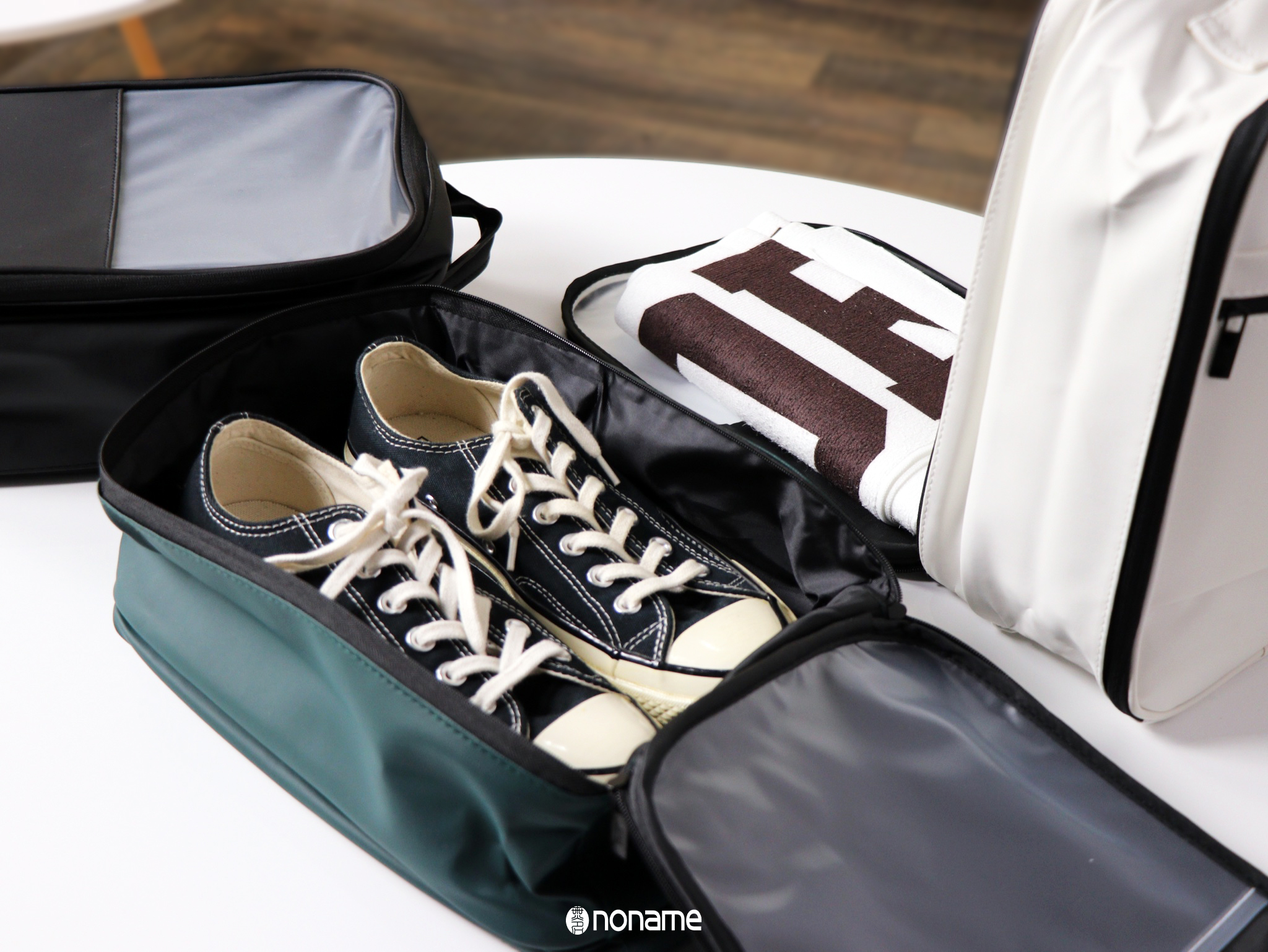 SHARE 霧面防水分層鞋袋