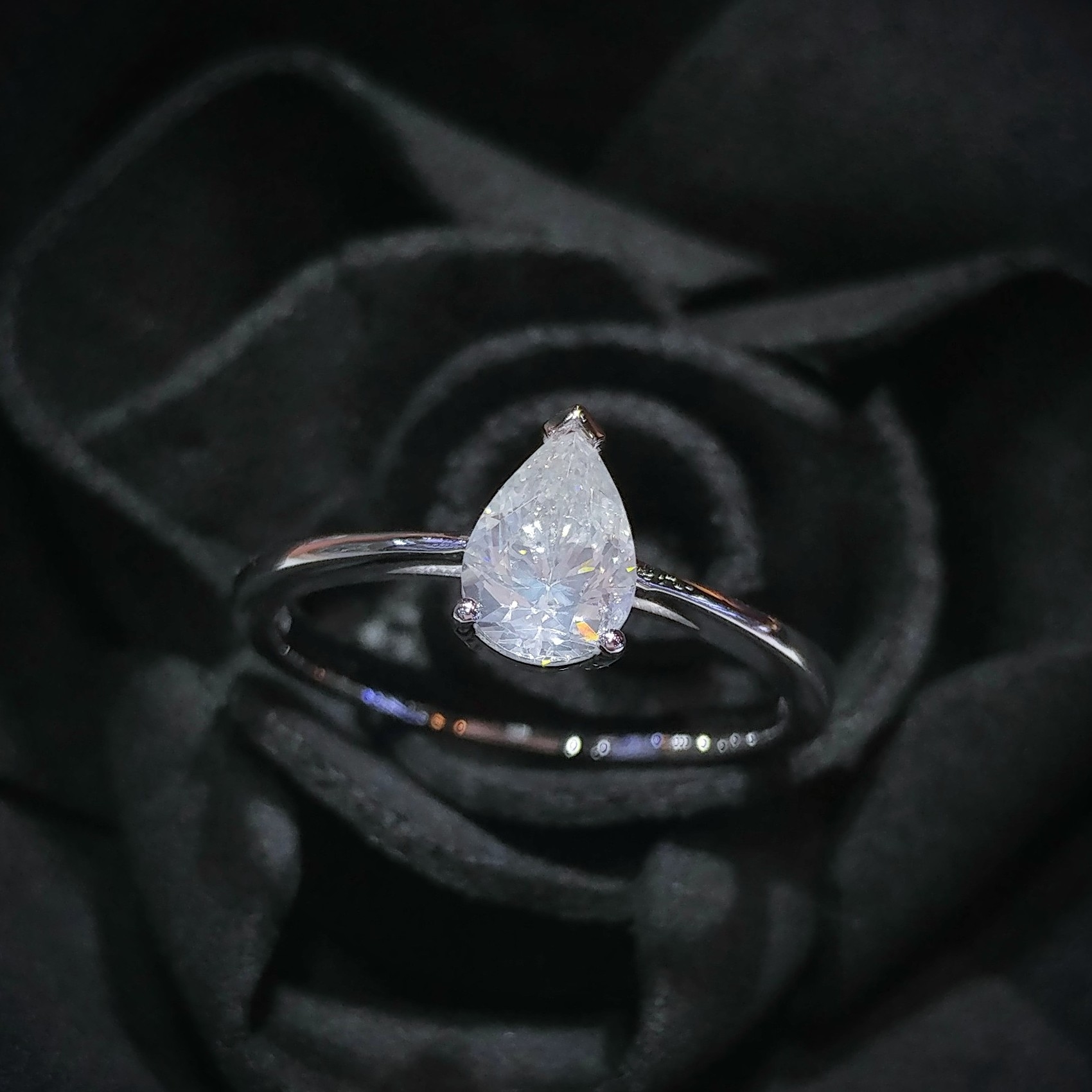 18K White Gold 0.73ct Diamond Ring