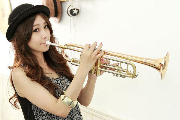 M300 加強型小號 (小喇叭) 雙水門+琴盒 蒙乃爾活塞 / 白銅變音管