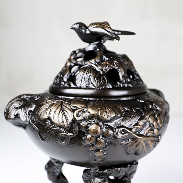 【瑞峰堂-峰一】葡萄地紋 青銅香爐