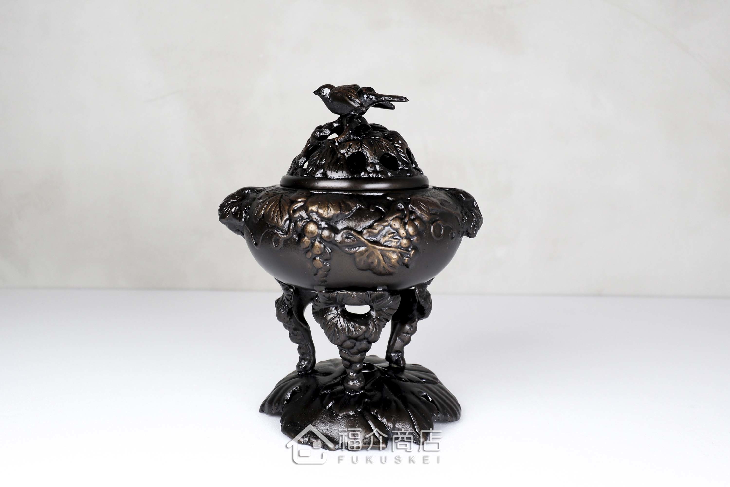 408 源右衛門　染付十二支　香炉　酉　戌　申　丑　4客　未使用 408 源右衛門 染付十二支 香炉 酉 戌 申 丑 4客 未使用 2024 年