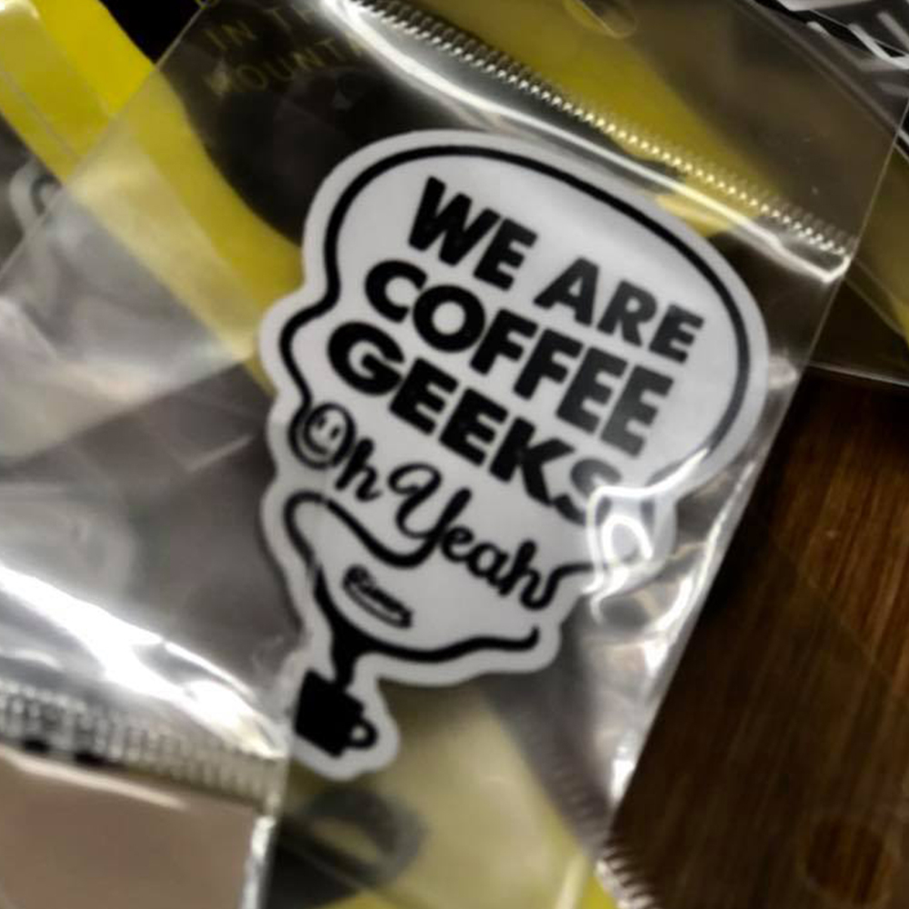 RIVERS STICKER 這是一張很好的貼紙 -Skull