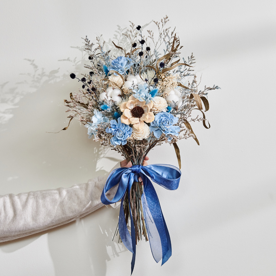 ｜新娘捧花 婚紗捧花 不凋花 田園風 天空藍｜放射形｜
