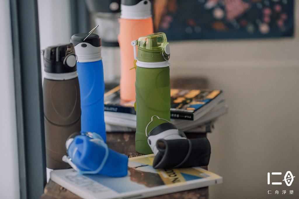 食品級矽晶材質, 通過SGS食品級檢測與德國LFGB認證, 耐冷耐熱,滿足你想裝冷飲和熱飲的不同需求。