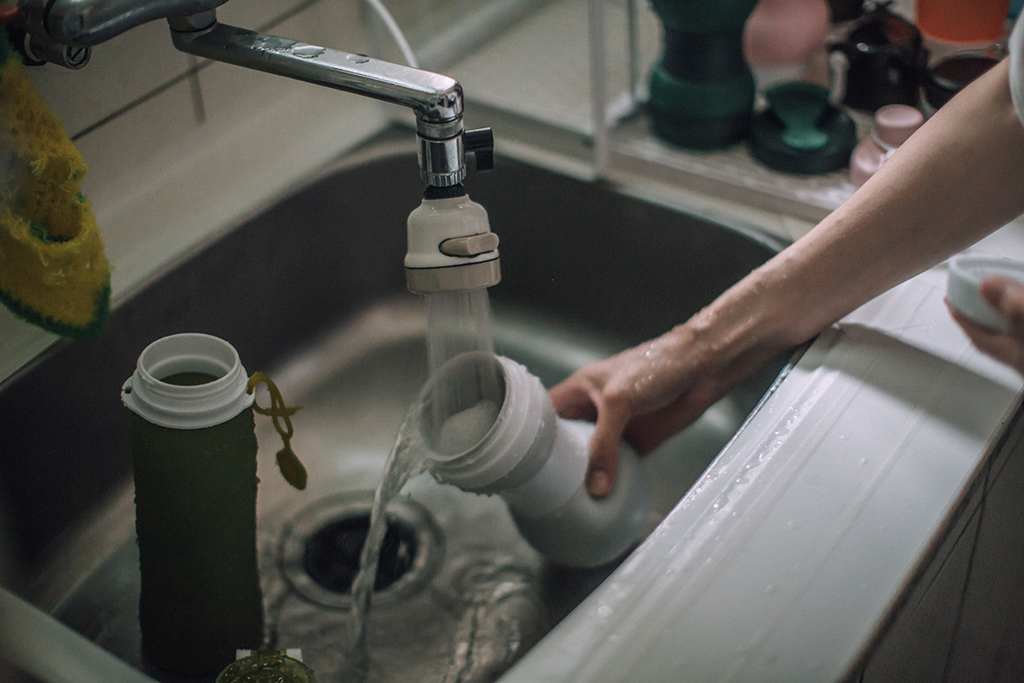 可高溫消毒,清潔好方便 杯身柔軟,各配件可拆卸方便清潔,